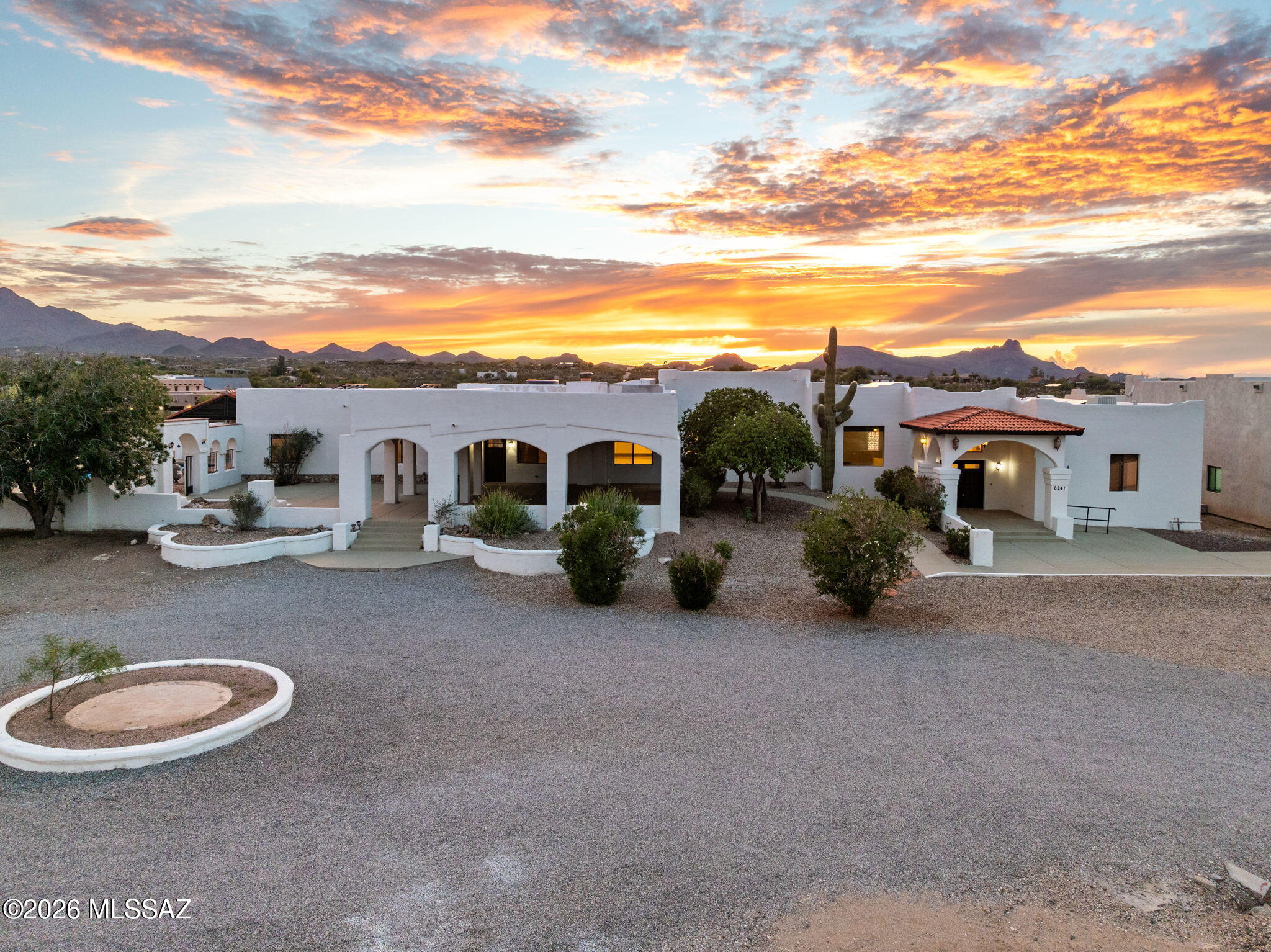 6241 N Panorama Drive