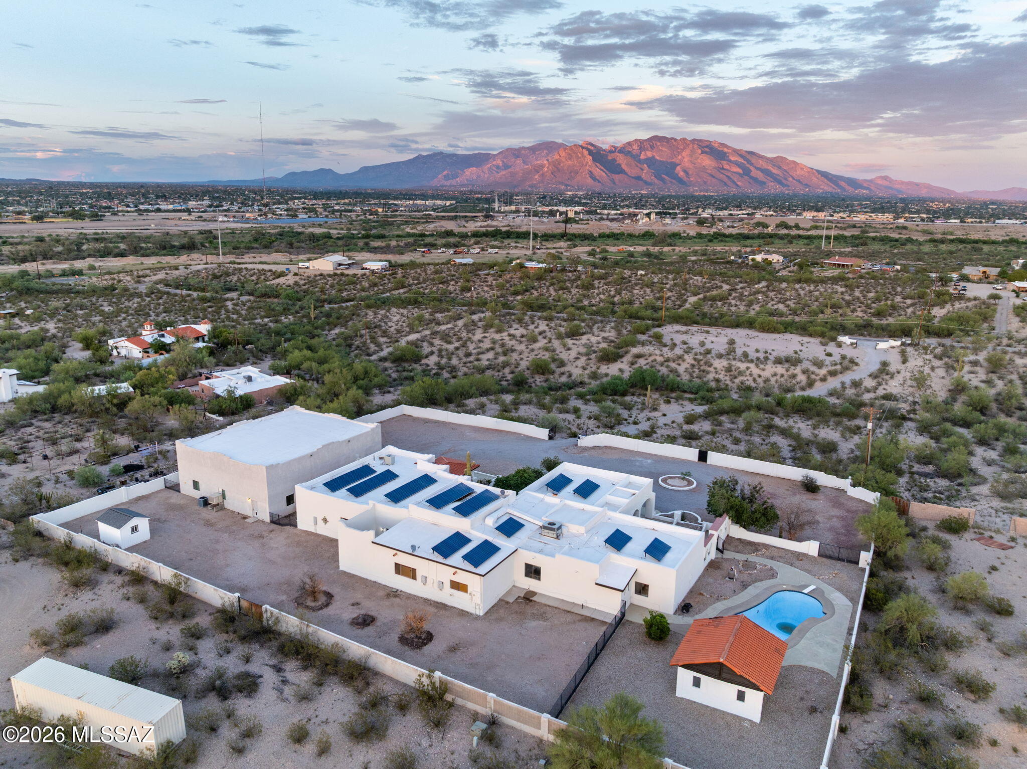 6241 N Panorama Drive