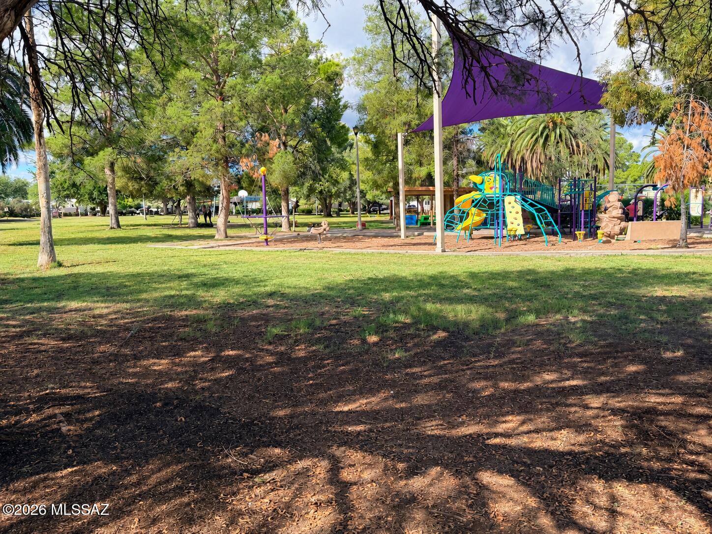 2842 N East Plaza Drive