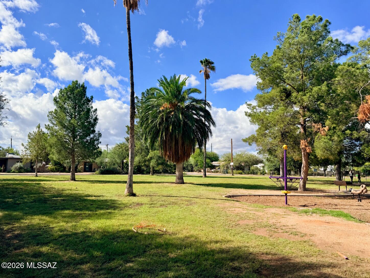 2842 N East Plaza Drive