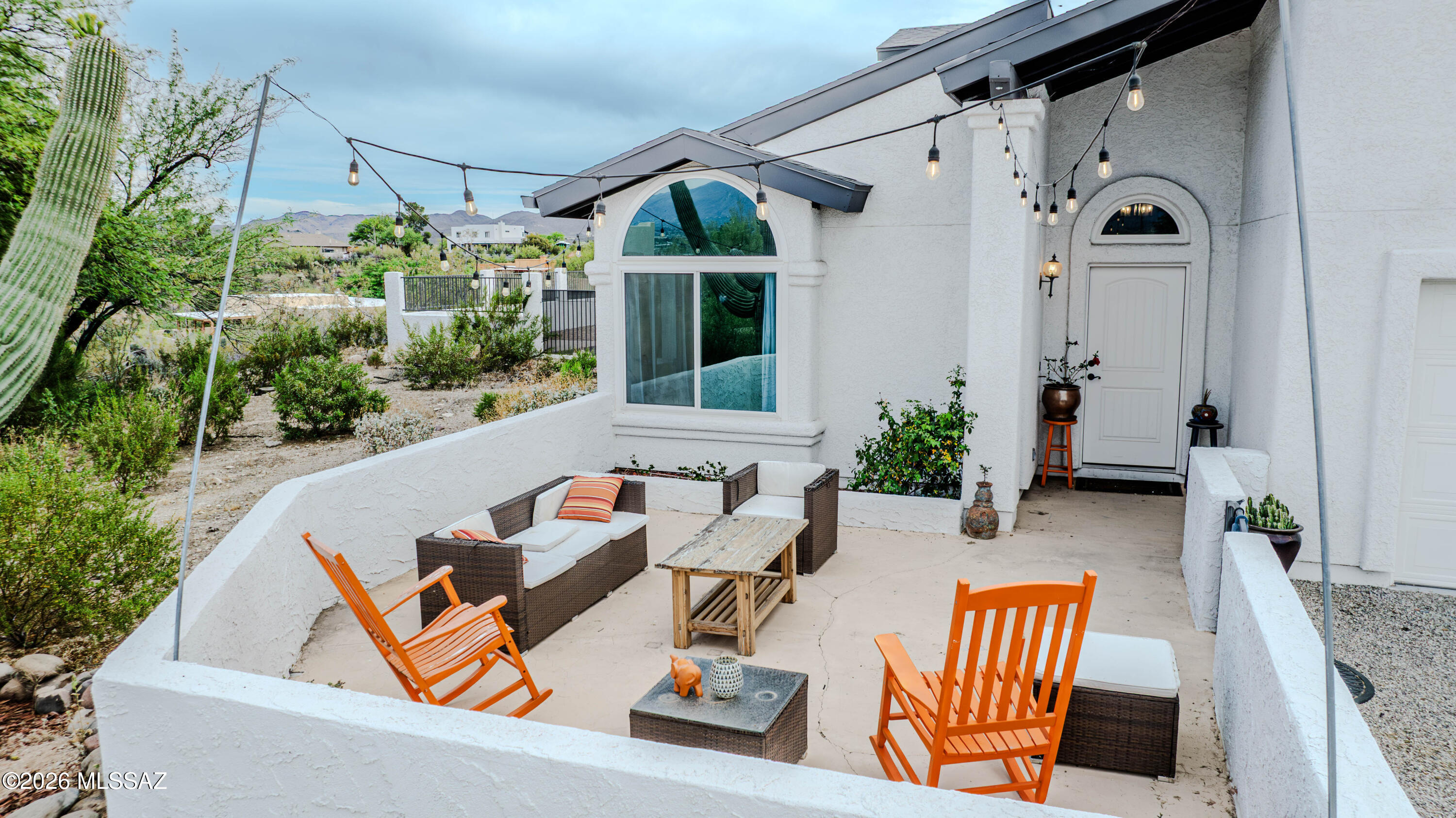 4641 N Paseo De Los Cerritos