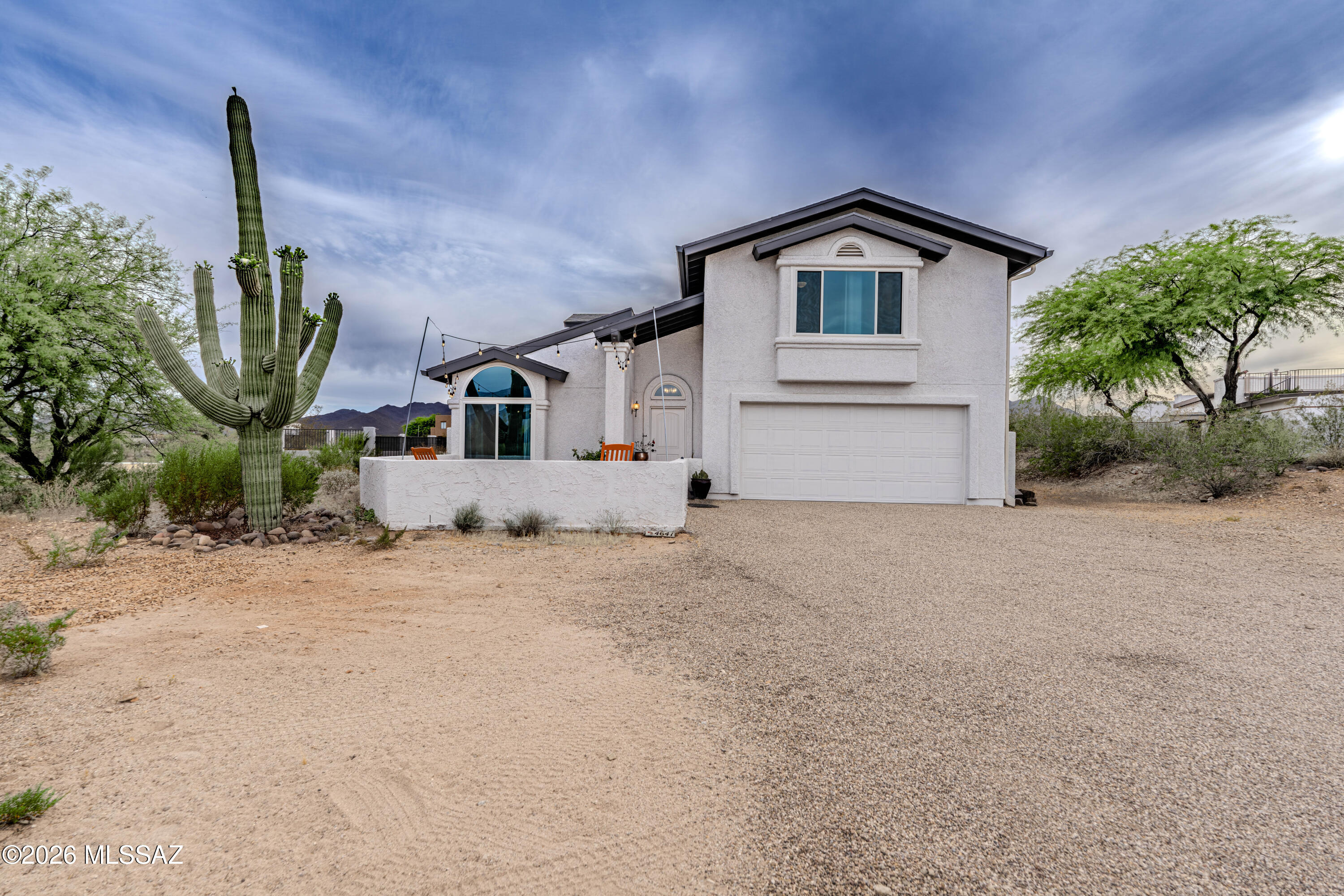 4641 N Paseo De Los Cerritos