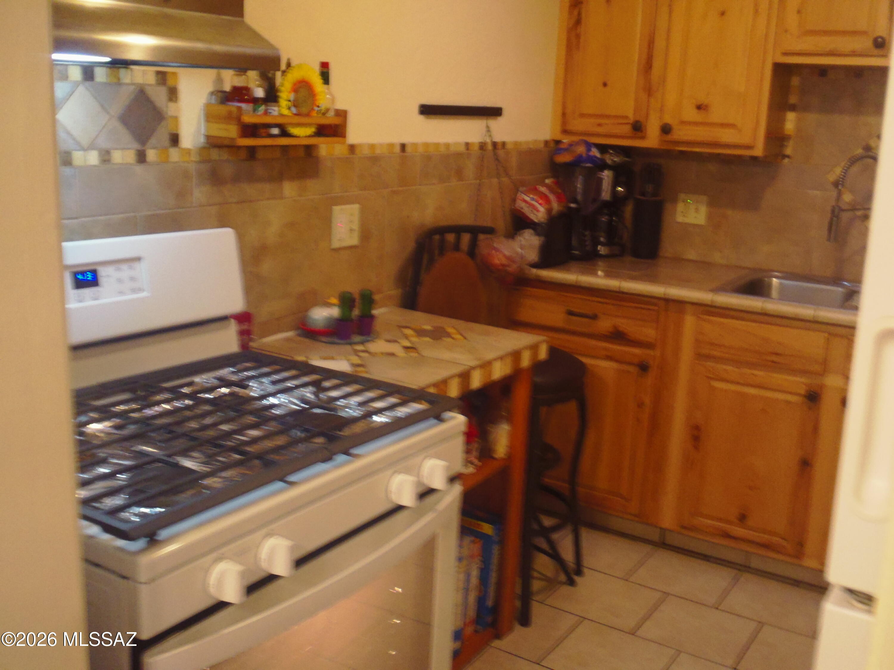 Pueblo Gardens - Residential Income