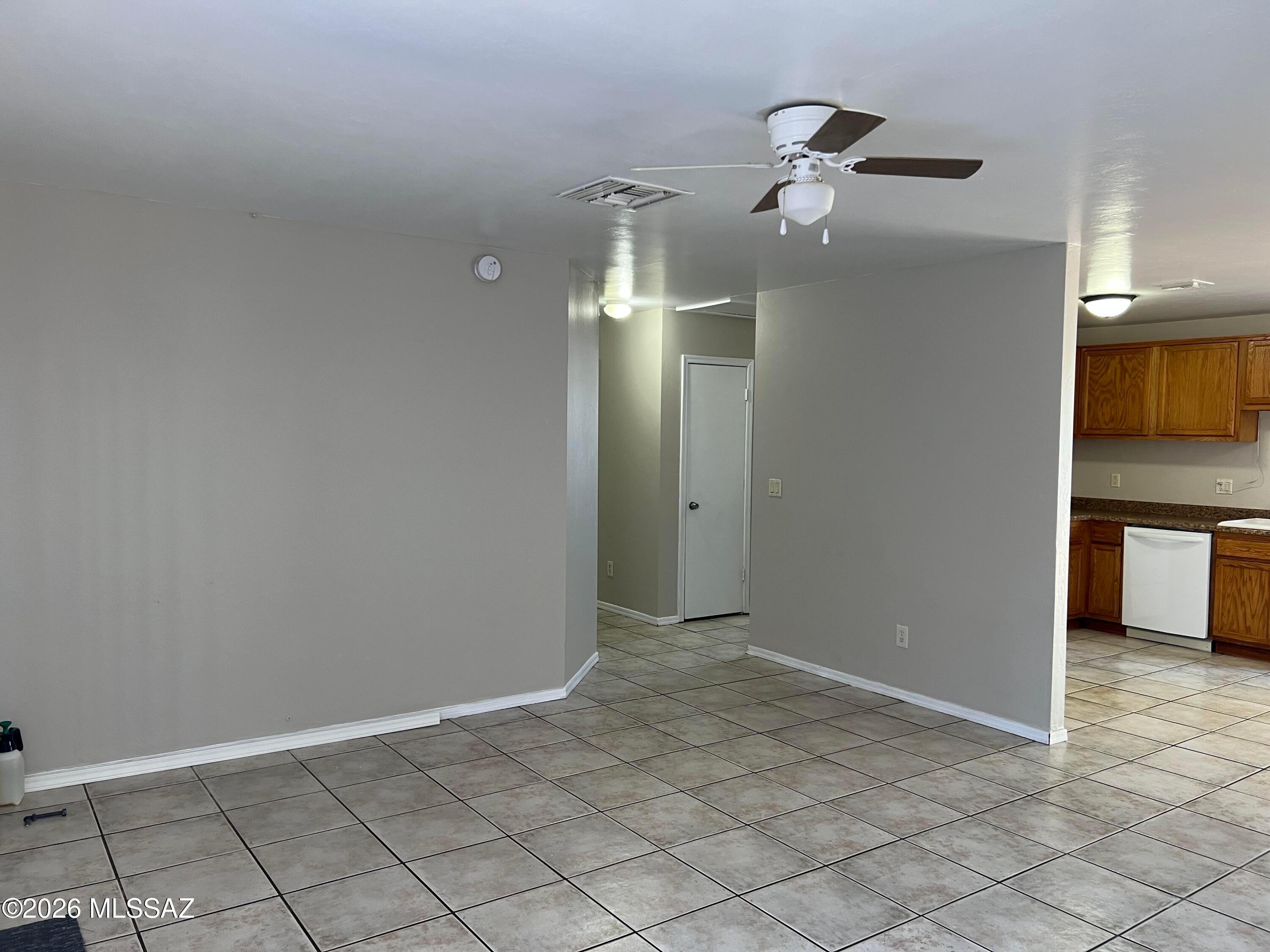 113 W Corona Road