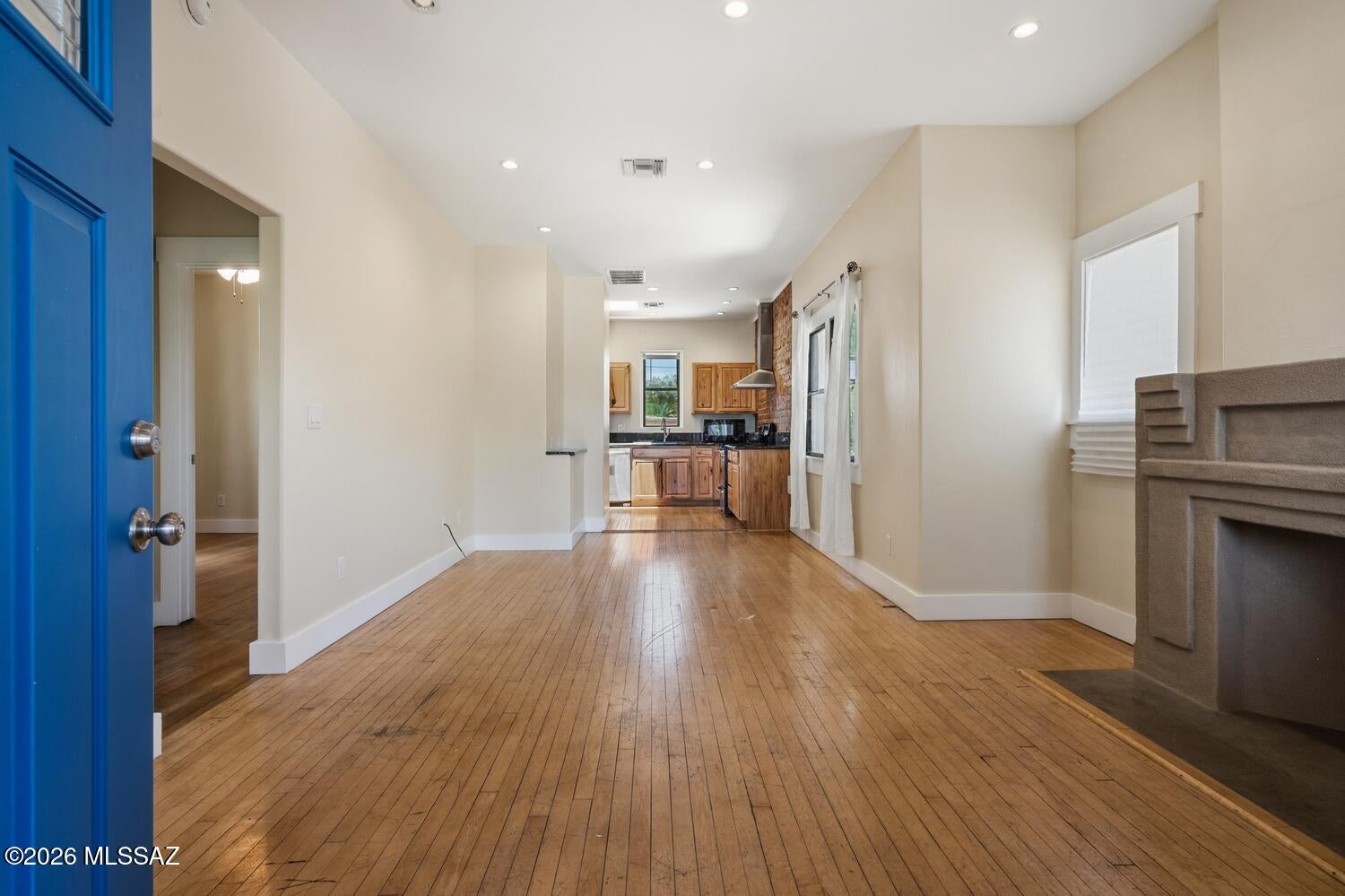 611 E 4th Street