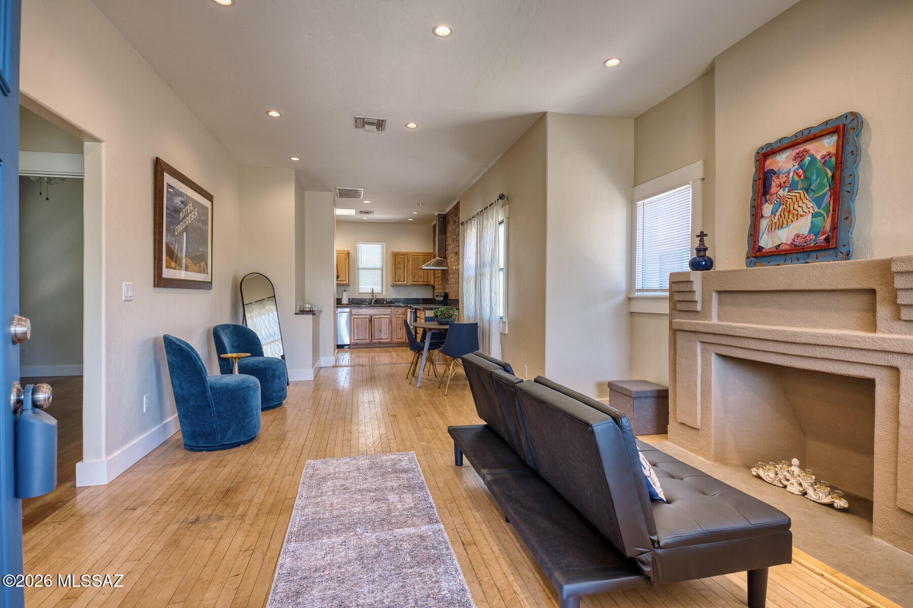 611 E 4th Street