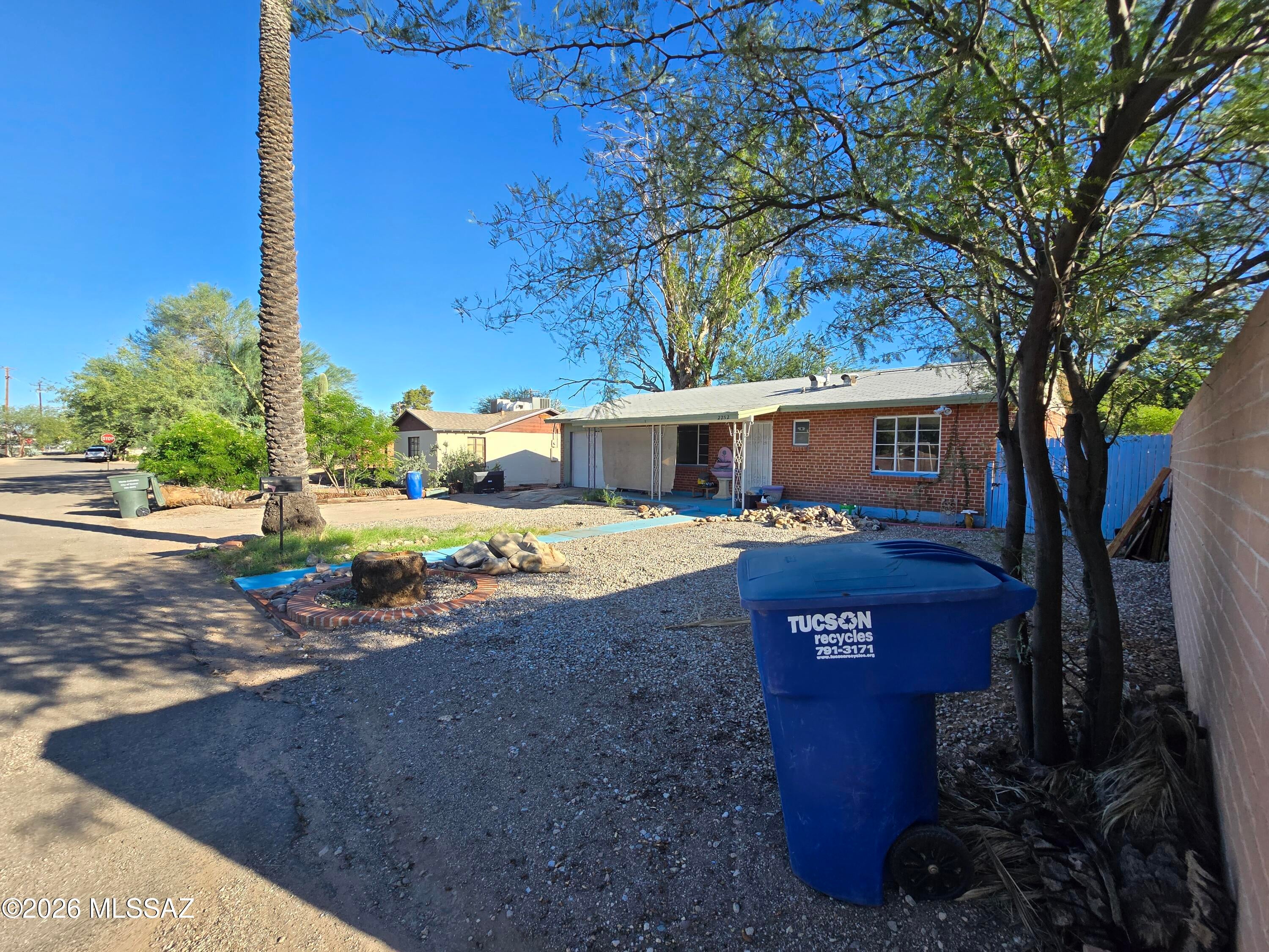 2252 E Grant Road