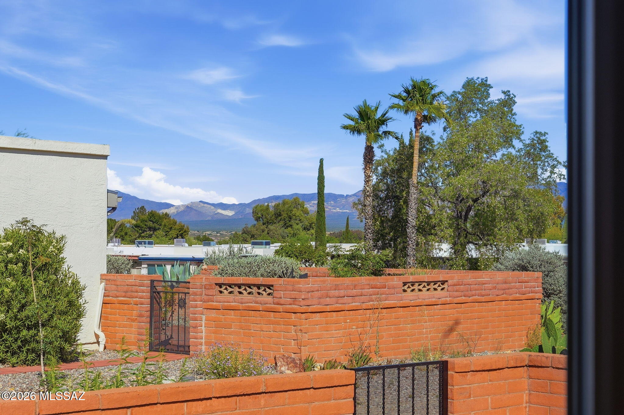 Green Valley Townhouses NO.7 - Residential