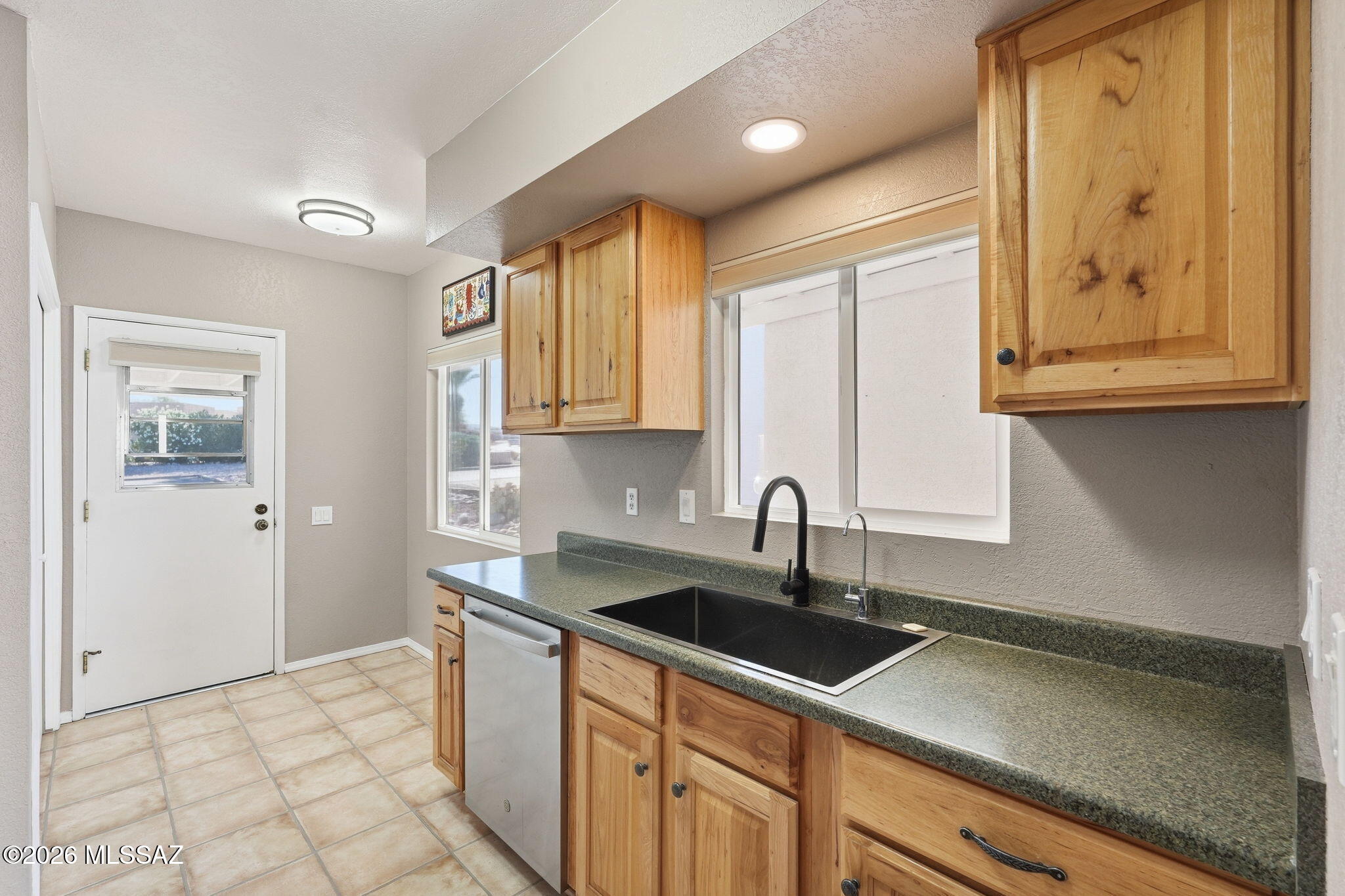 Green Valley Townhouses NO.7 - Residential