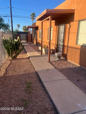 2031 E EASTLAND ST, TUCSON, AZ 85719 - Image 698d4ab9dfb9c8cef51499de812e4b9c/2451521865