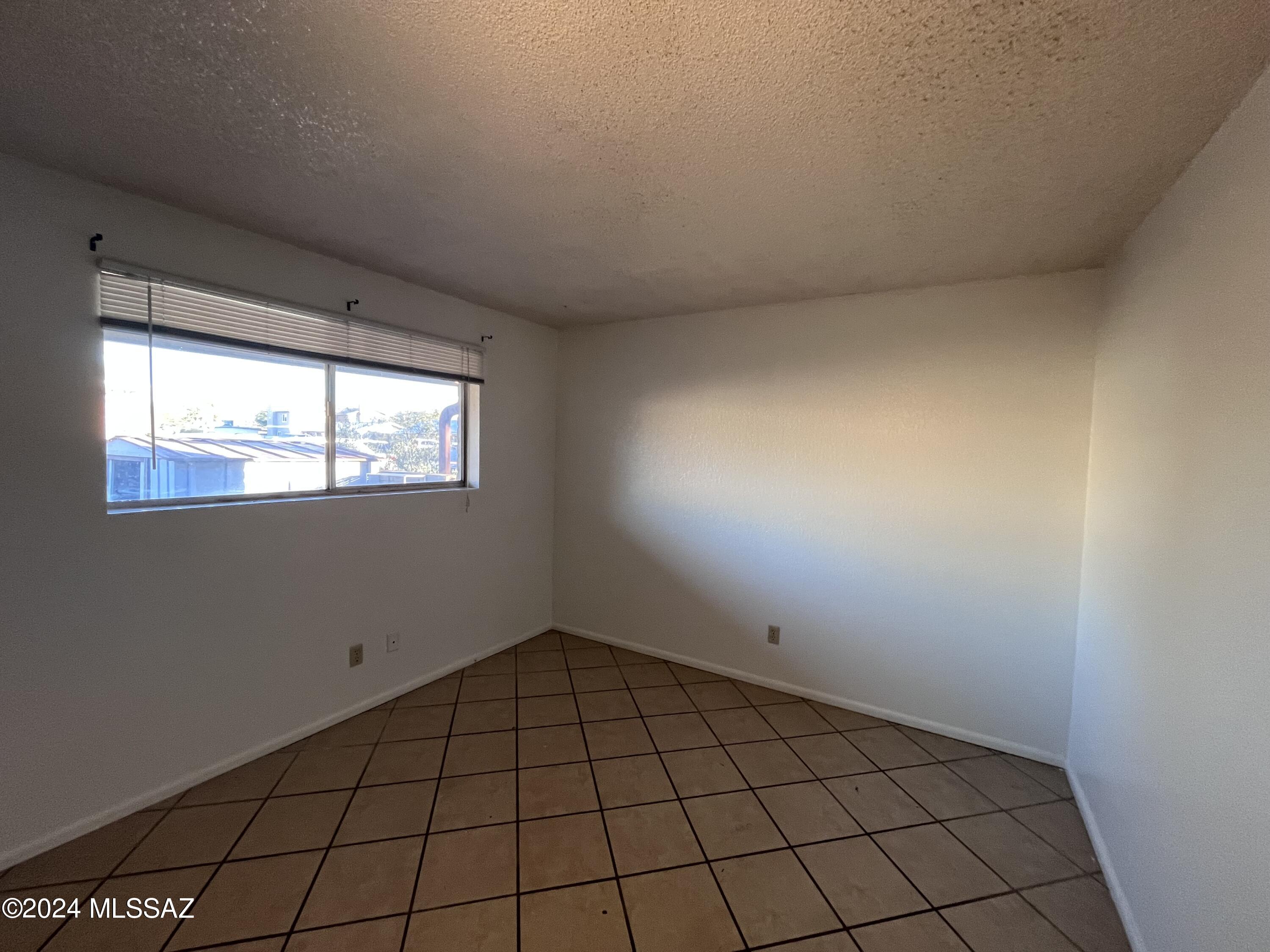 Mills Subdivision (1-14) - Residential Lease