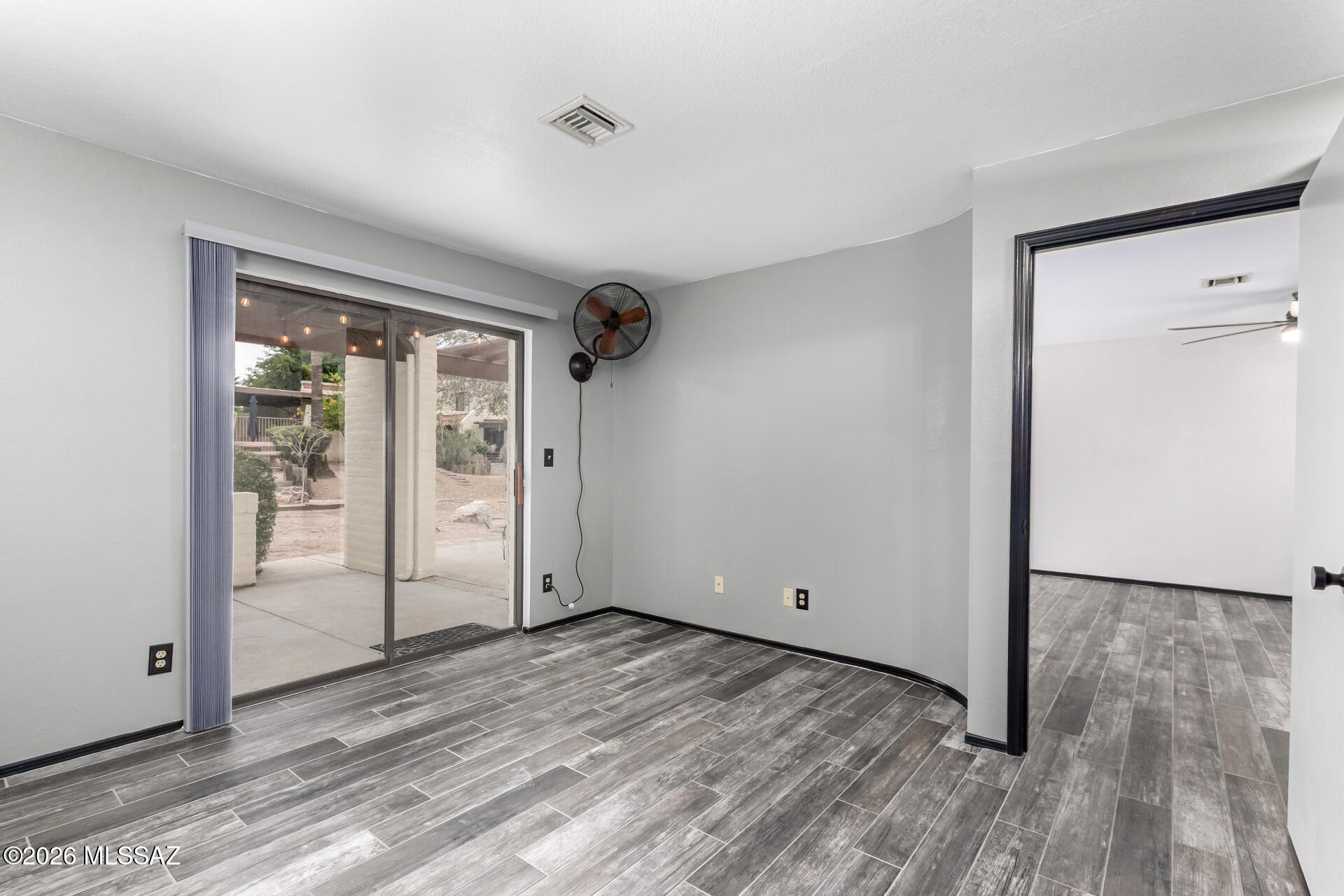 Plaza Mirador (1-28) - Residential