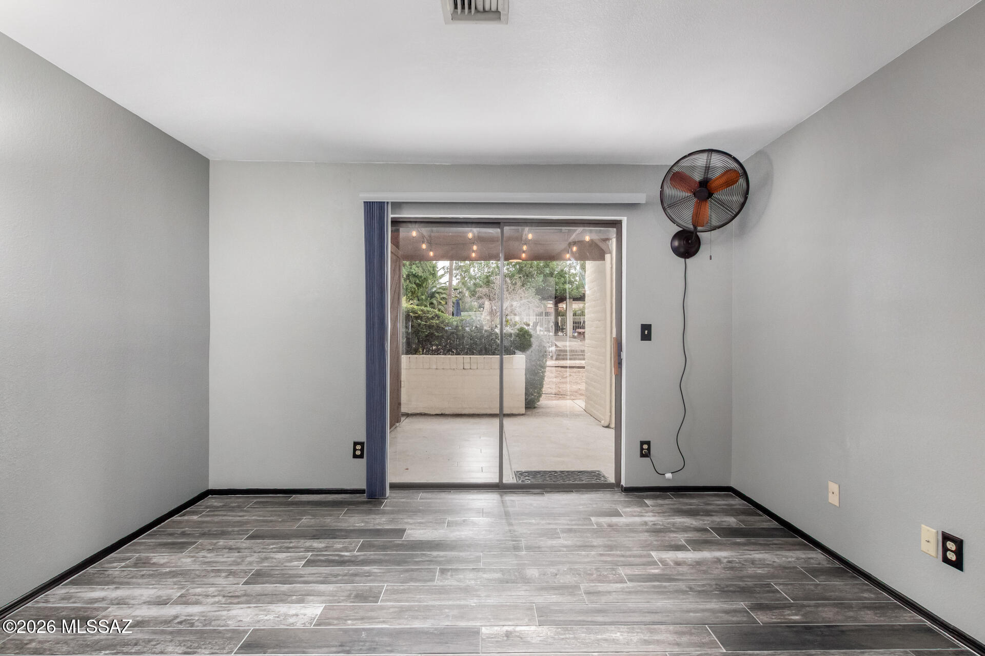 Plaza Mirador (1-28) - Residential