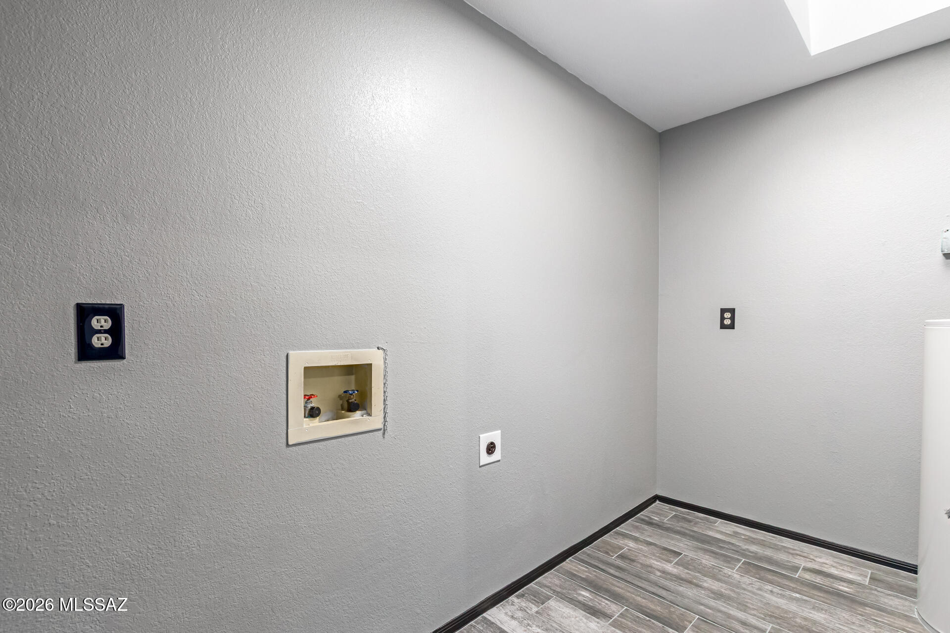 Plaza Mirador (1-28) - Residential