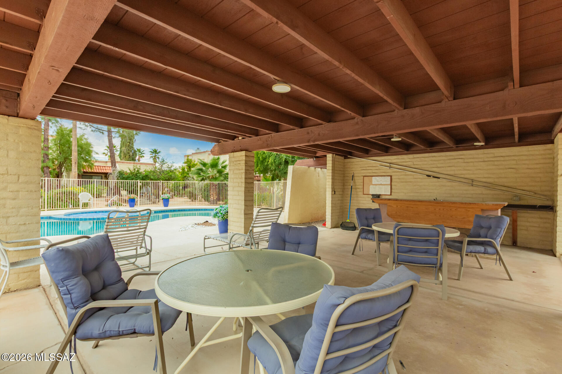 Plaza Mirador (1-28) - Residential