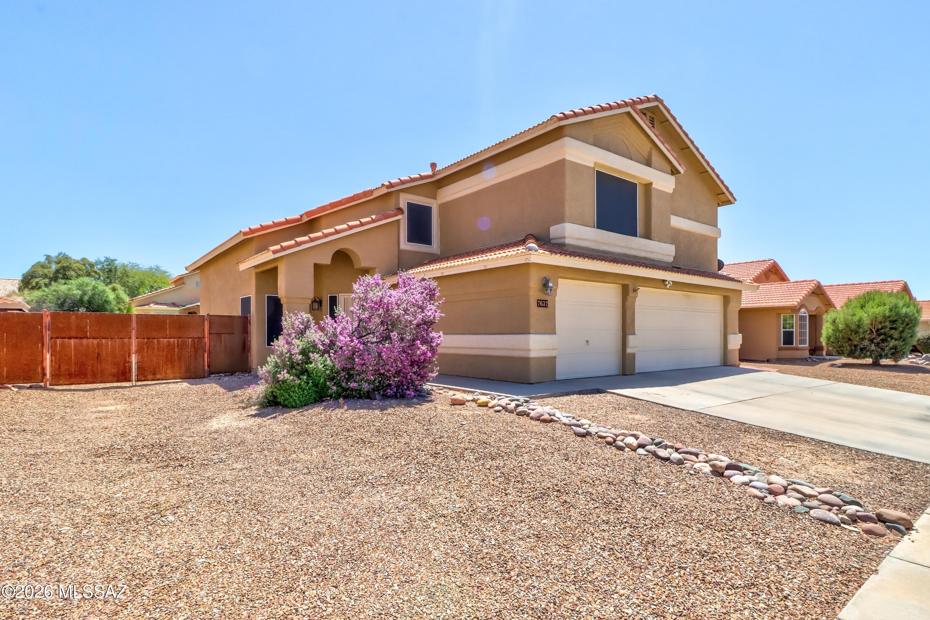 7637 S Gooseberry Way