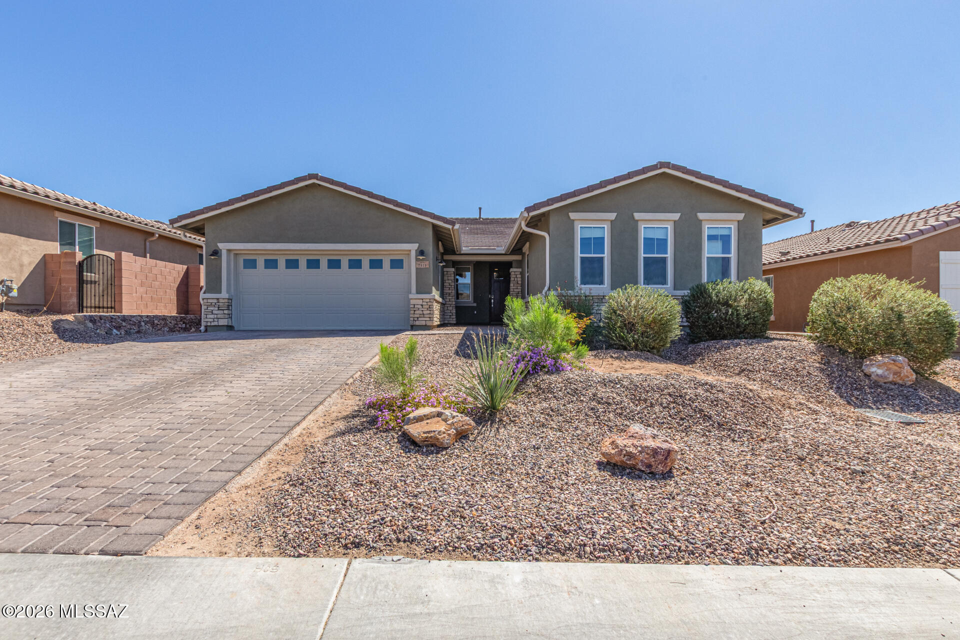 Blue Agave At Dove Mountain - Residential