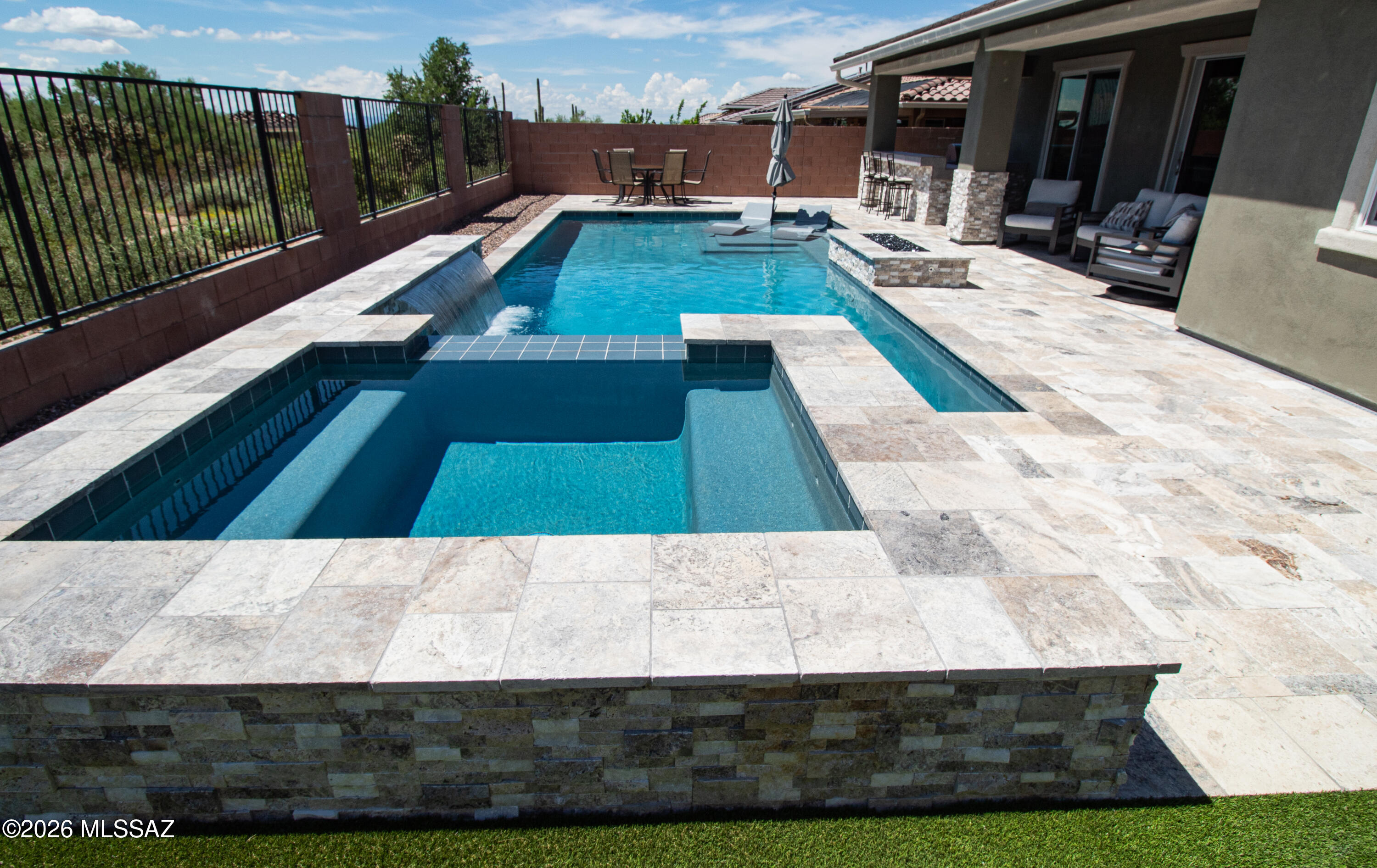 Blue Agave At Dove Mountain - Residential