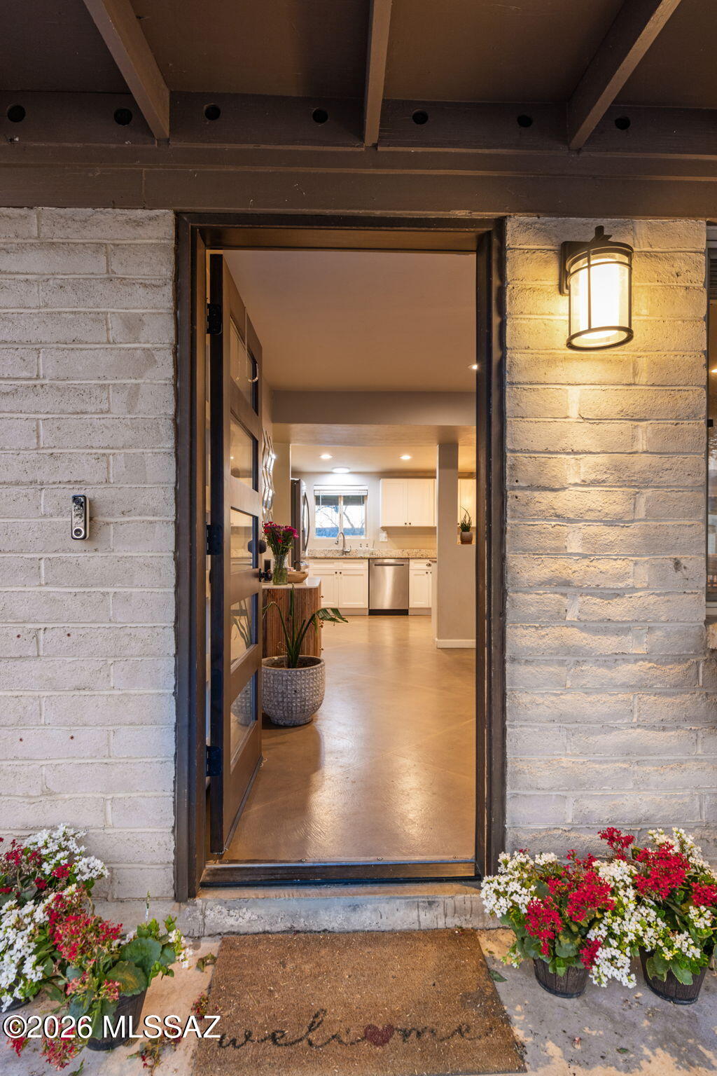 4723 N Maddux Avenue