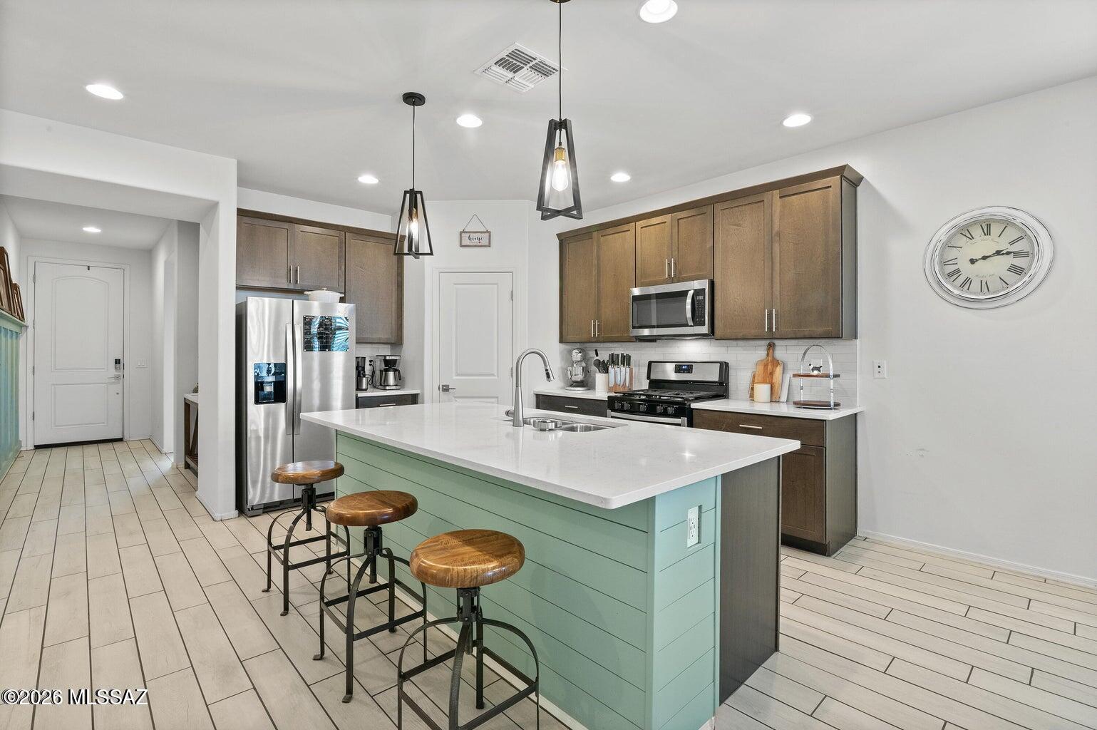 Gladden Farms Block 27 Phase 2 - Residential Lease