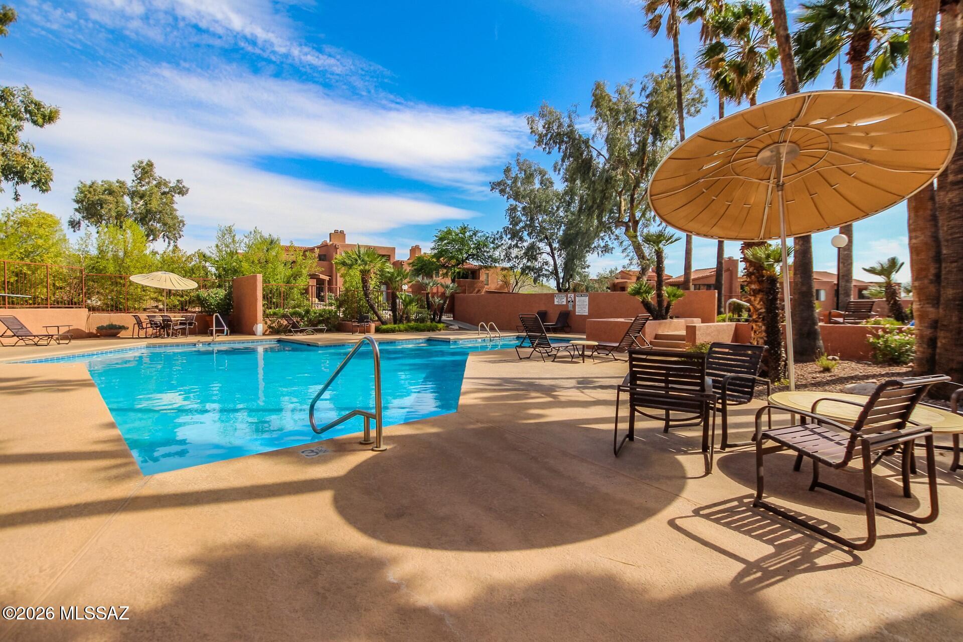 Ventana Vista Condominiums - Residential
