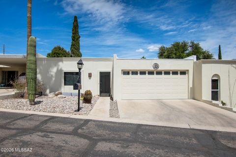 Photo of 6100 N Oracle Road #19, Tucson, AZ 85704 (MLS # 22609488)