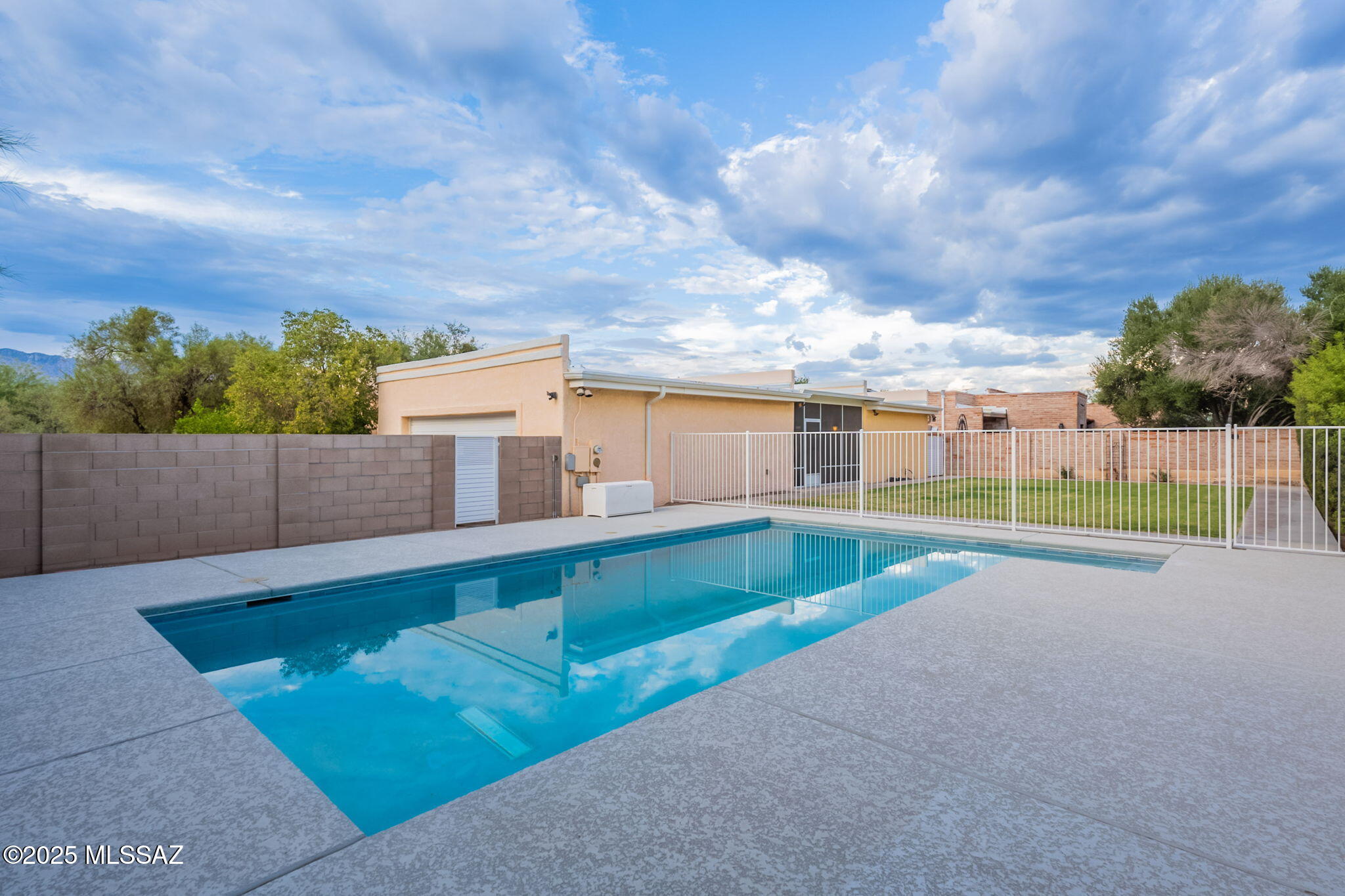 Sunset North (1-47) - Residential