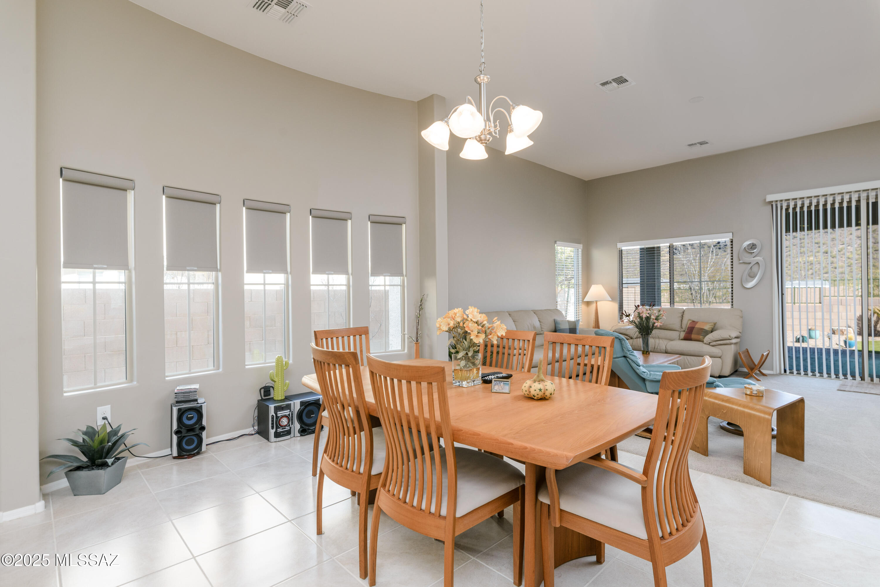 9800 N Saguaro Breeze Way