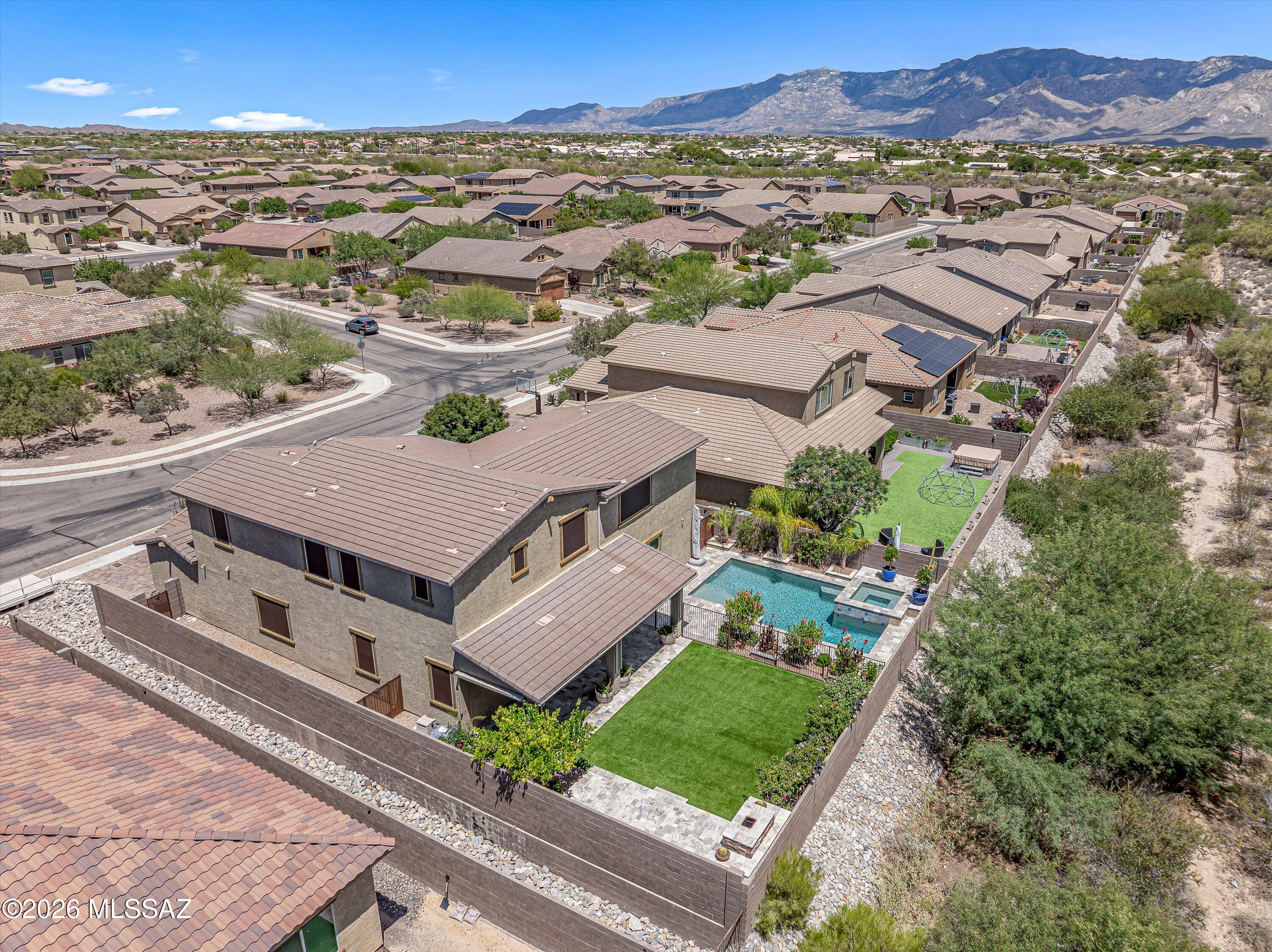 The Estates At Capella - Residential