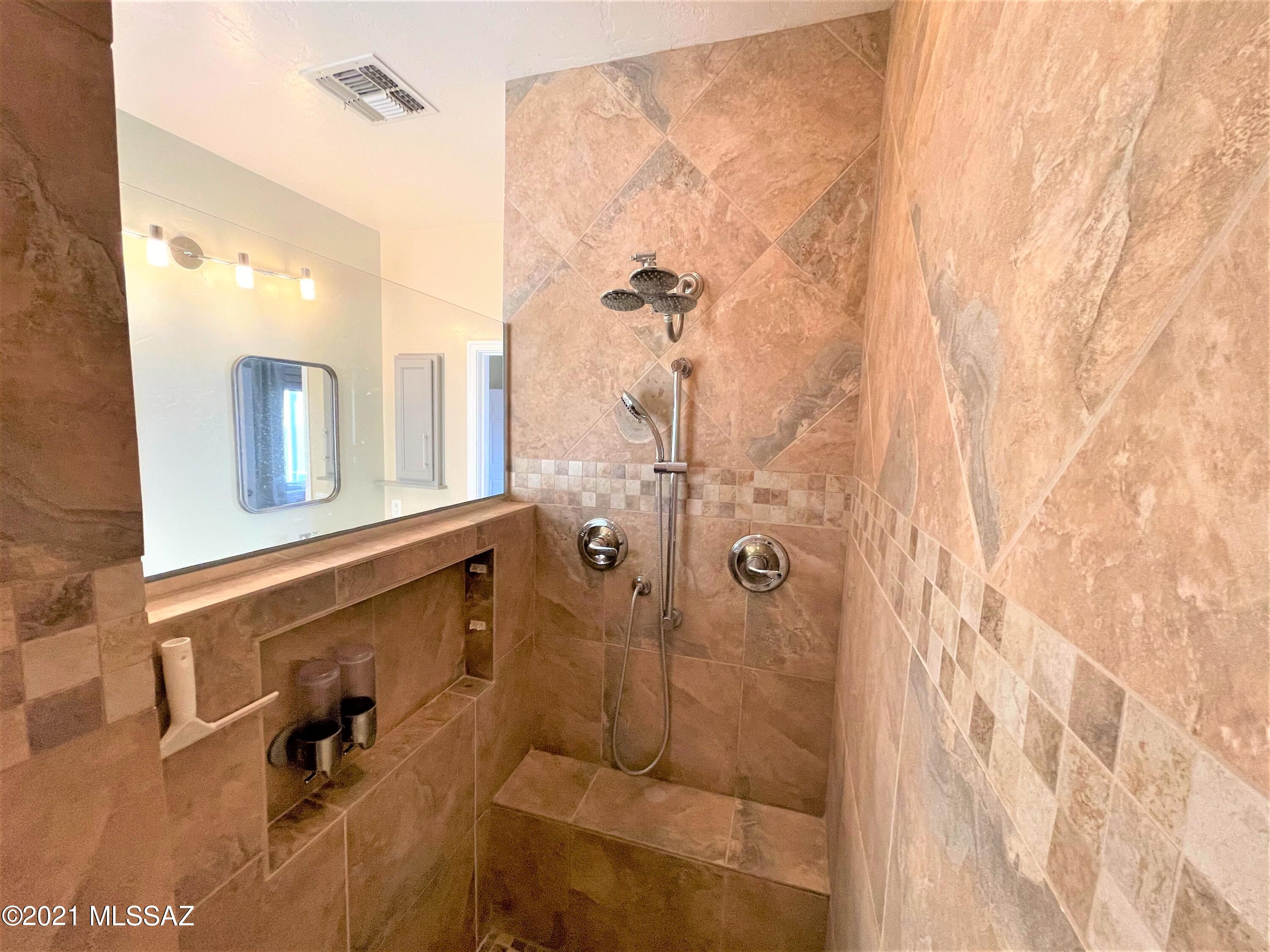 Bluffs At Dove Mountain (1-122) - Residential Lease