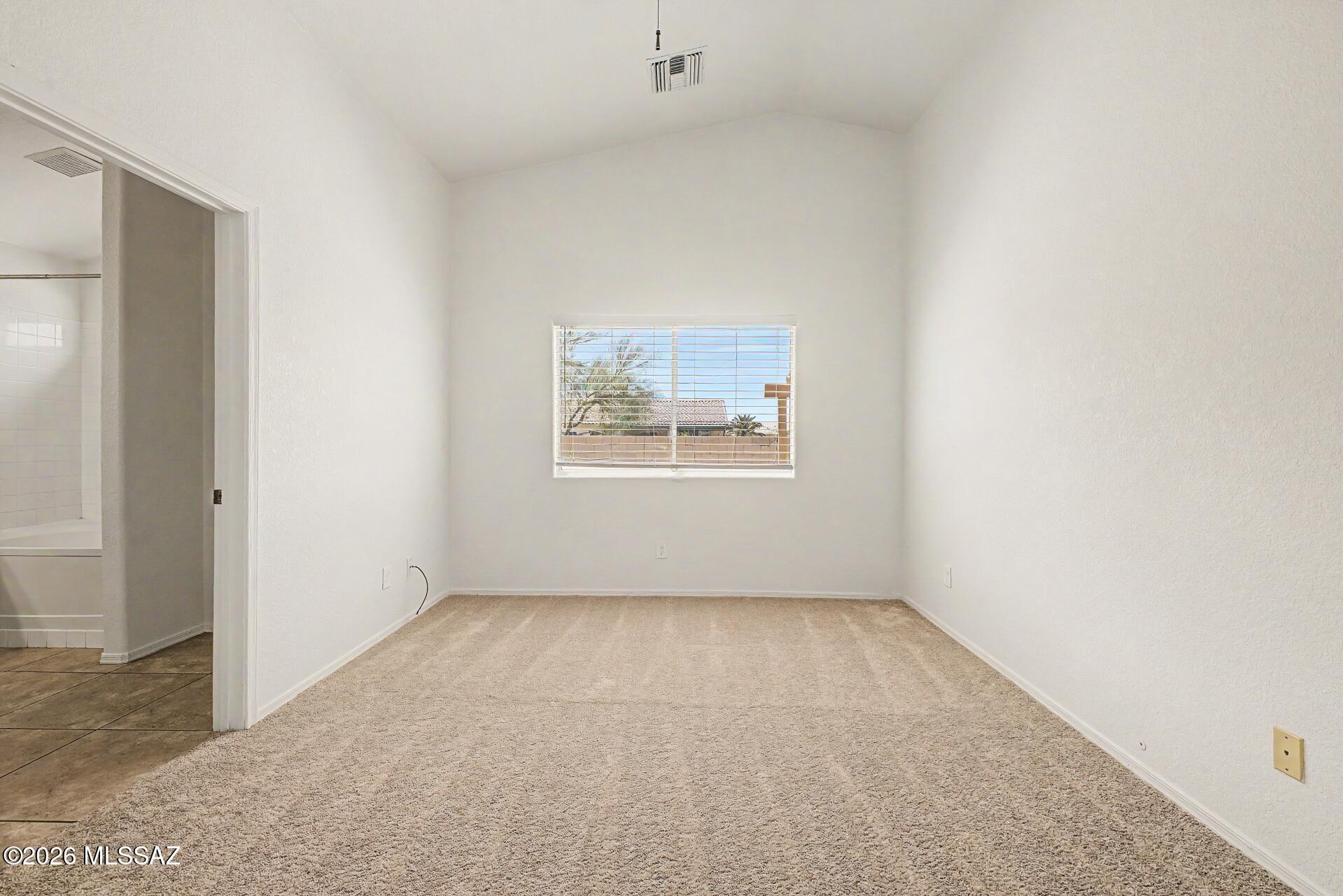 Hacienda Del Oro (1-879) - Residential