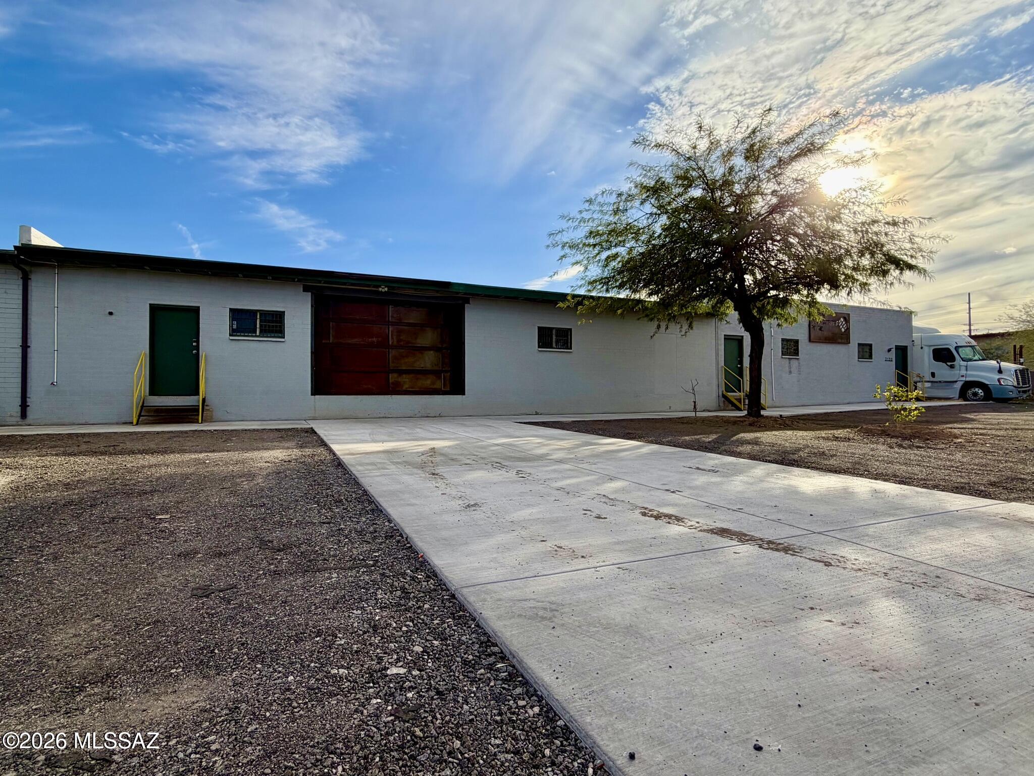 3122 E Columbia Street