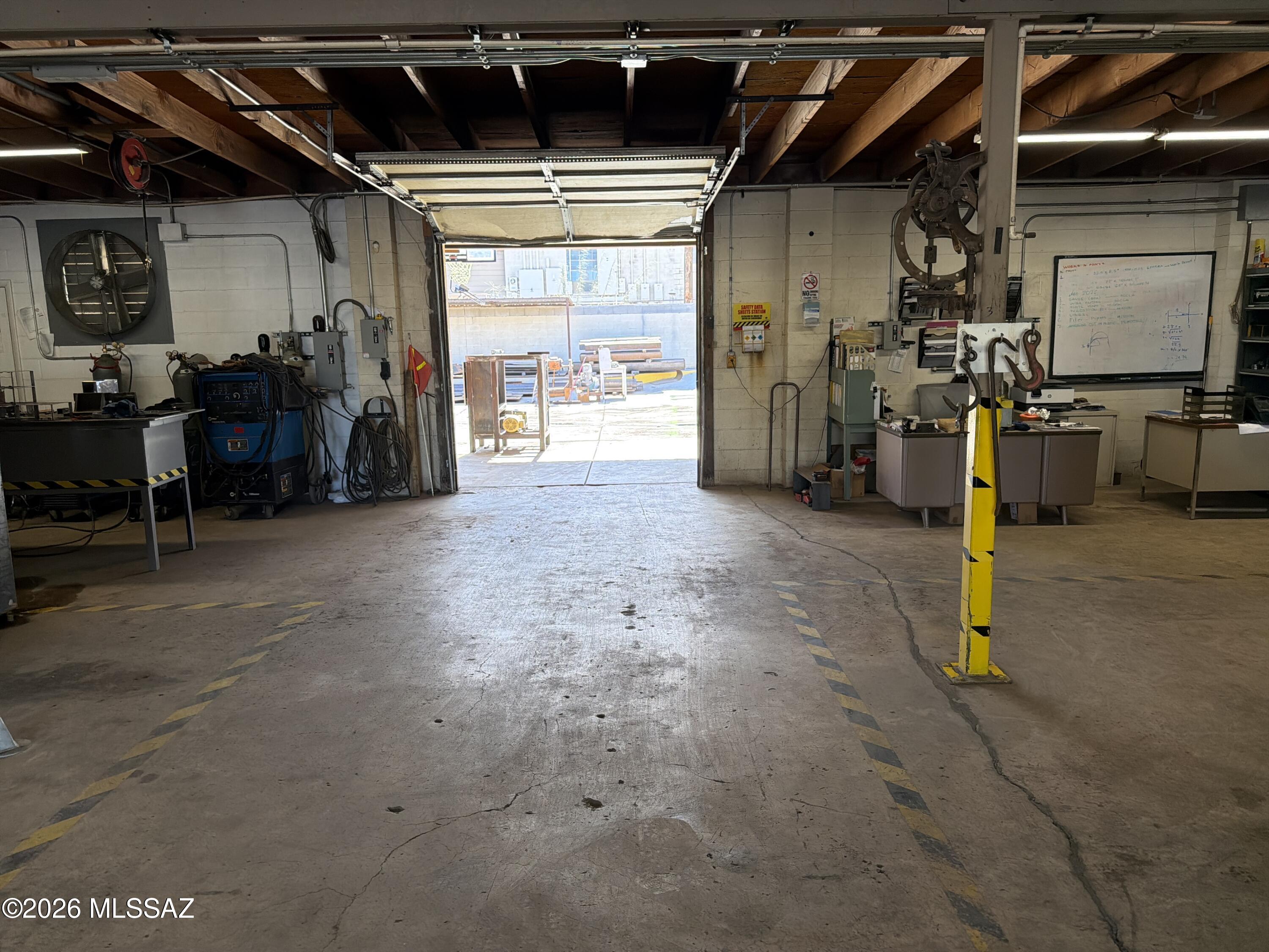 3122 E Columbia Street