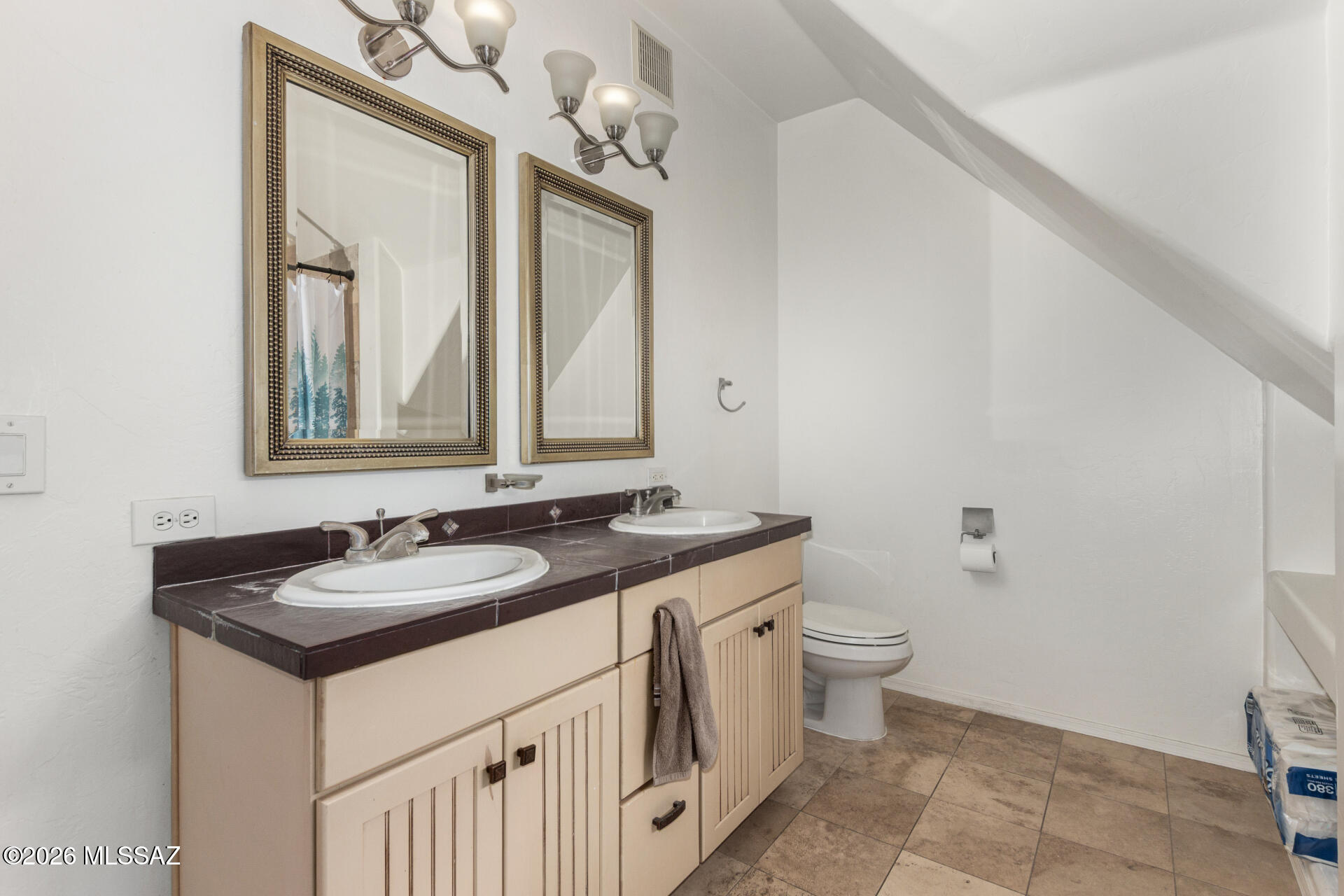 University Home Addition - Residential