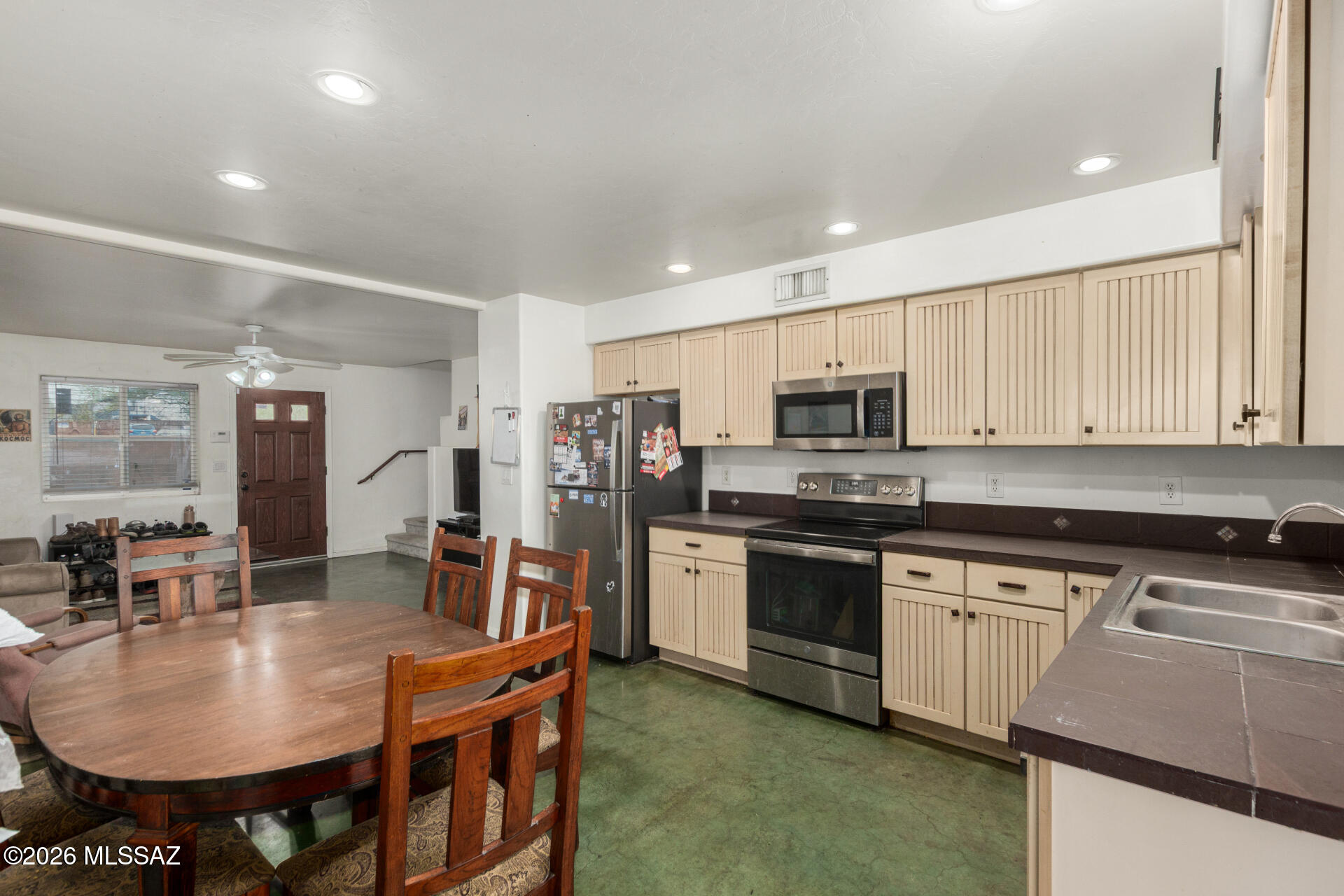 University Home Addition - Residential