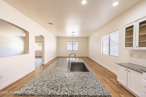 Photo of 6517 W Castle Pines Way, Tucson, AZ 85757 (MLS # 22620990)