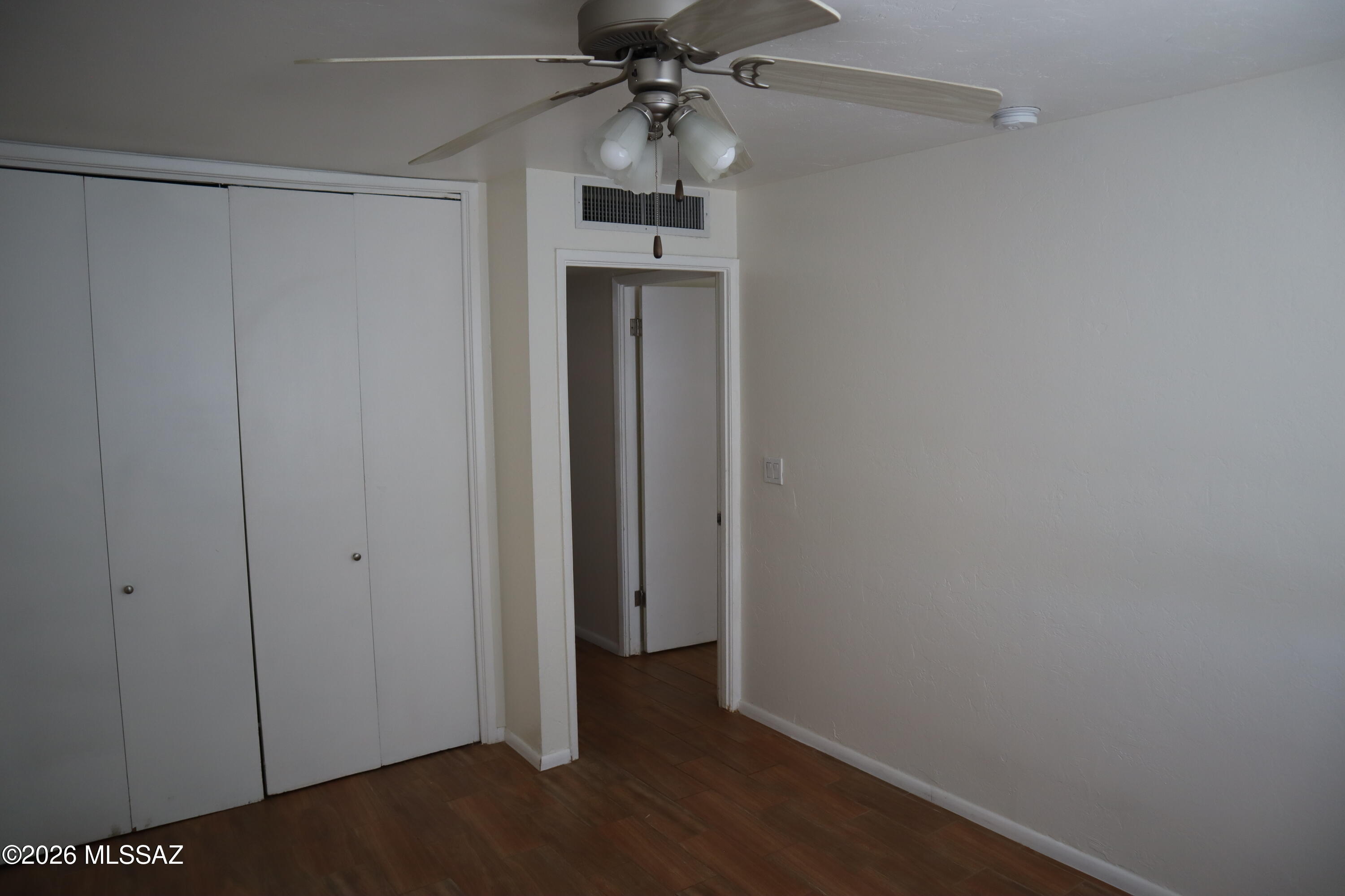 Royal Alvernon Condos. - Residential