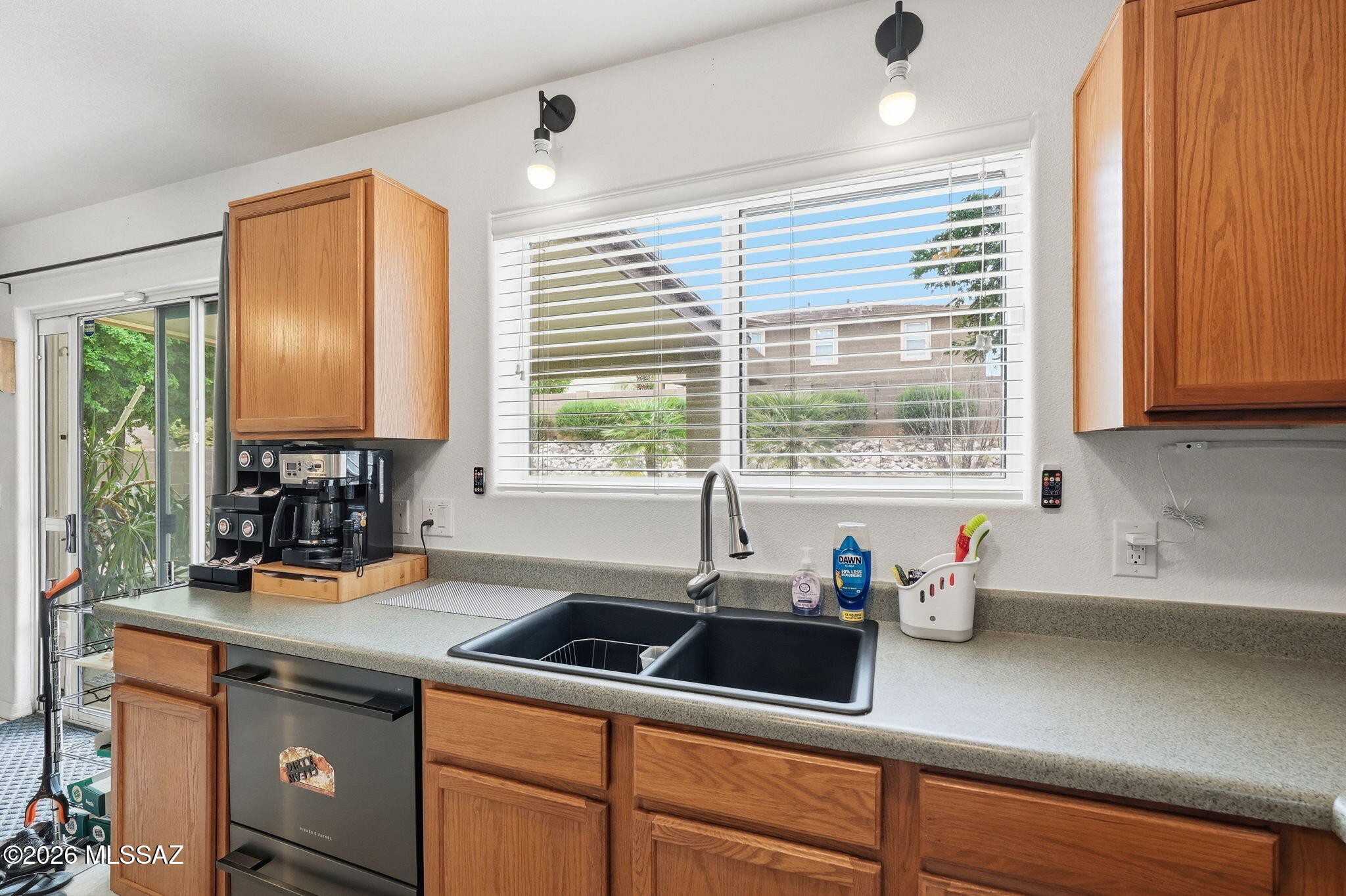 Black Horse (1-411) - Residential