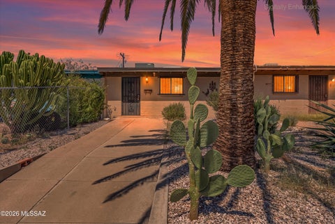 Photo of 3505 E Ellington Place, Tucson, AZ 85713 (MLS # 22621010)