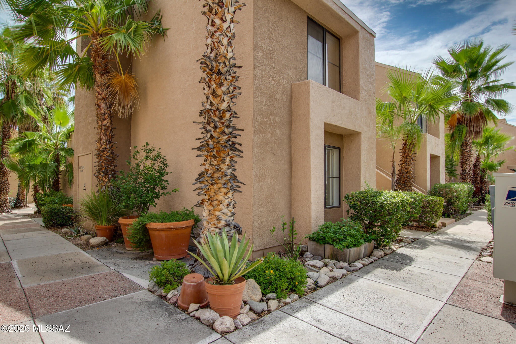 5675 N Camino Esplendora 5124