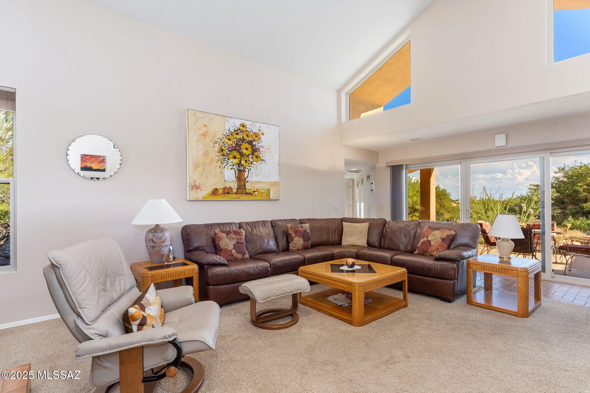 7441 N Calle Sin Desengano