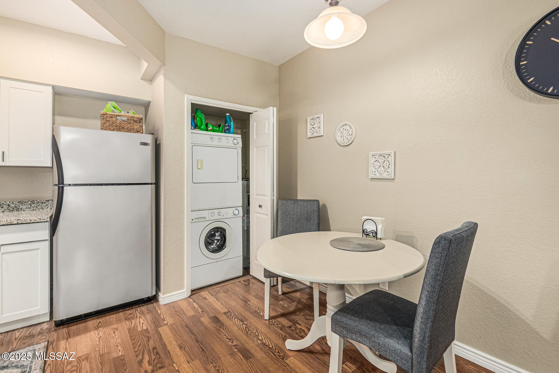 5500 N Valley View Road 218