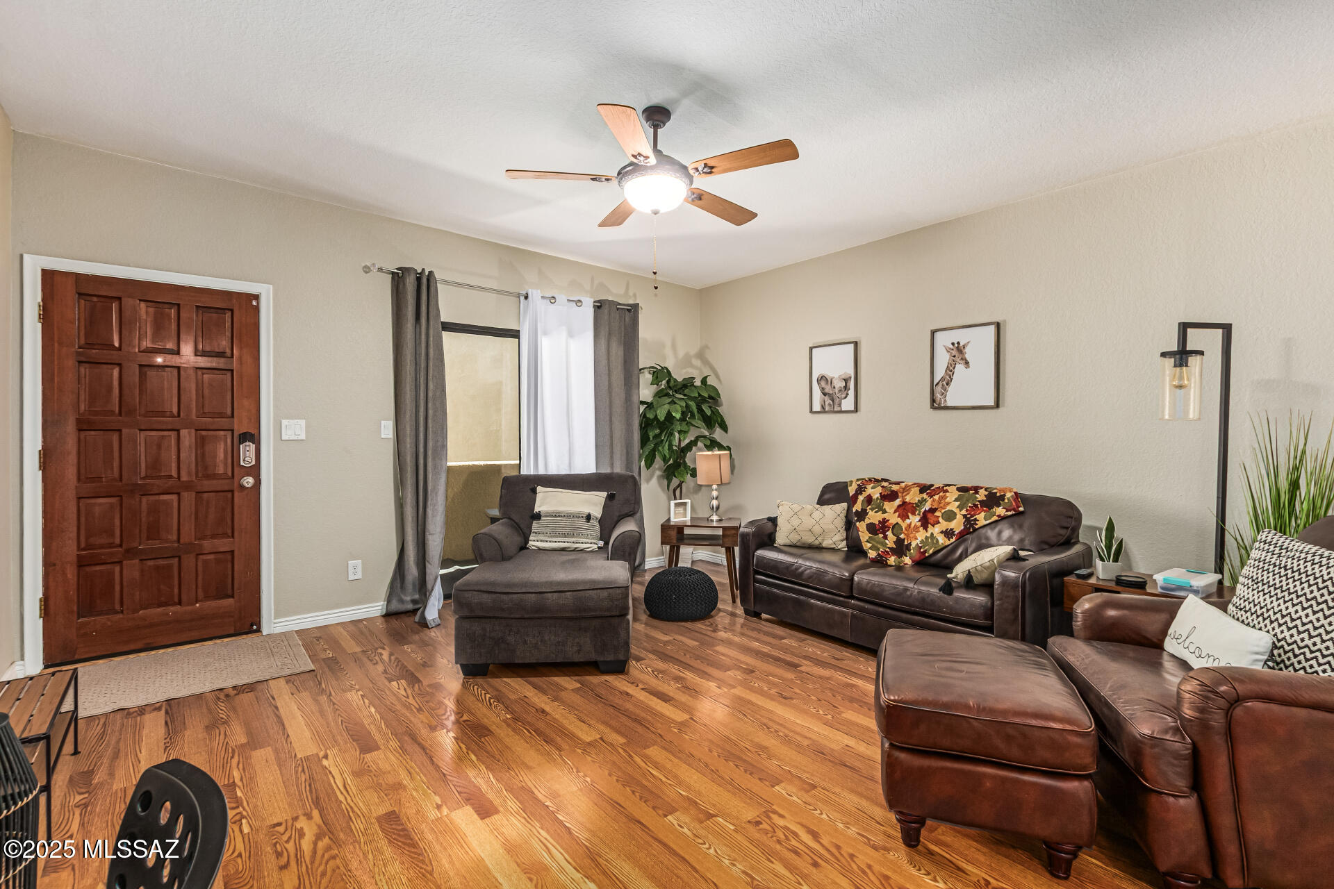 5500 N Valley View Road 218