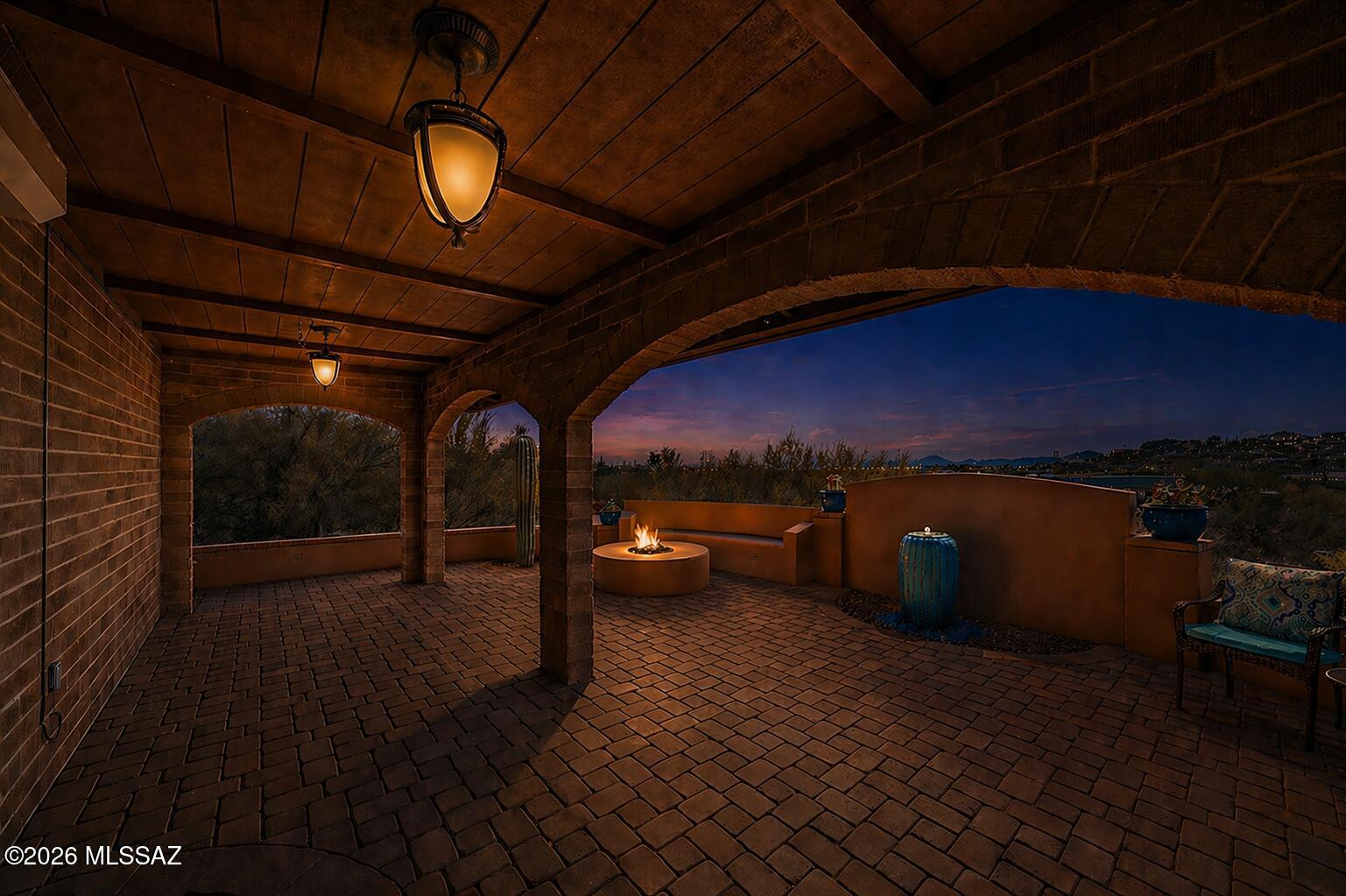 6602 N Catalina Avenue