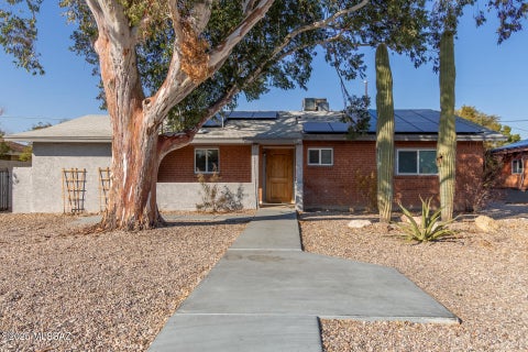 Photo of 6219 E Rosewood Street, Tucson, AZ 85711 (MLS # 22621055)