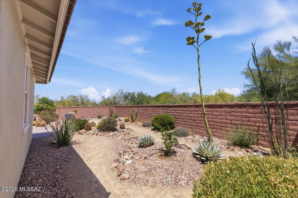 Golden Barrel Place At Dove Mountain SQ20141710079 - Residential