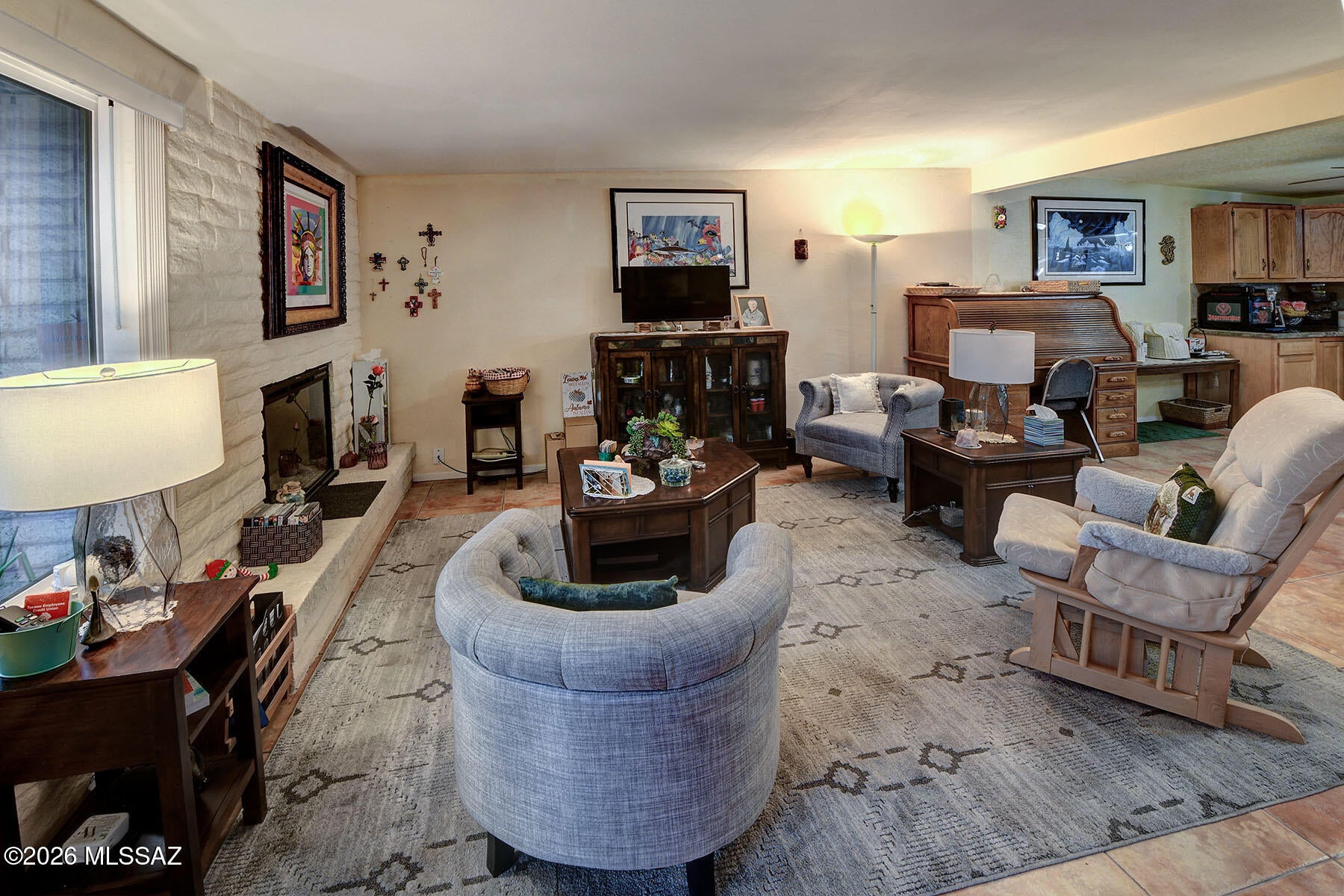 625 E Rimrock Place