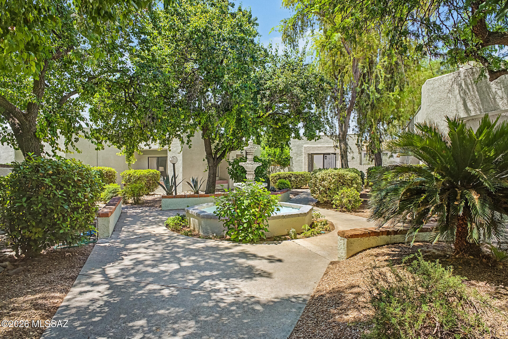 7852 N La Cañada Drive