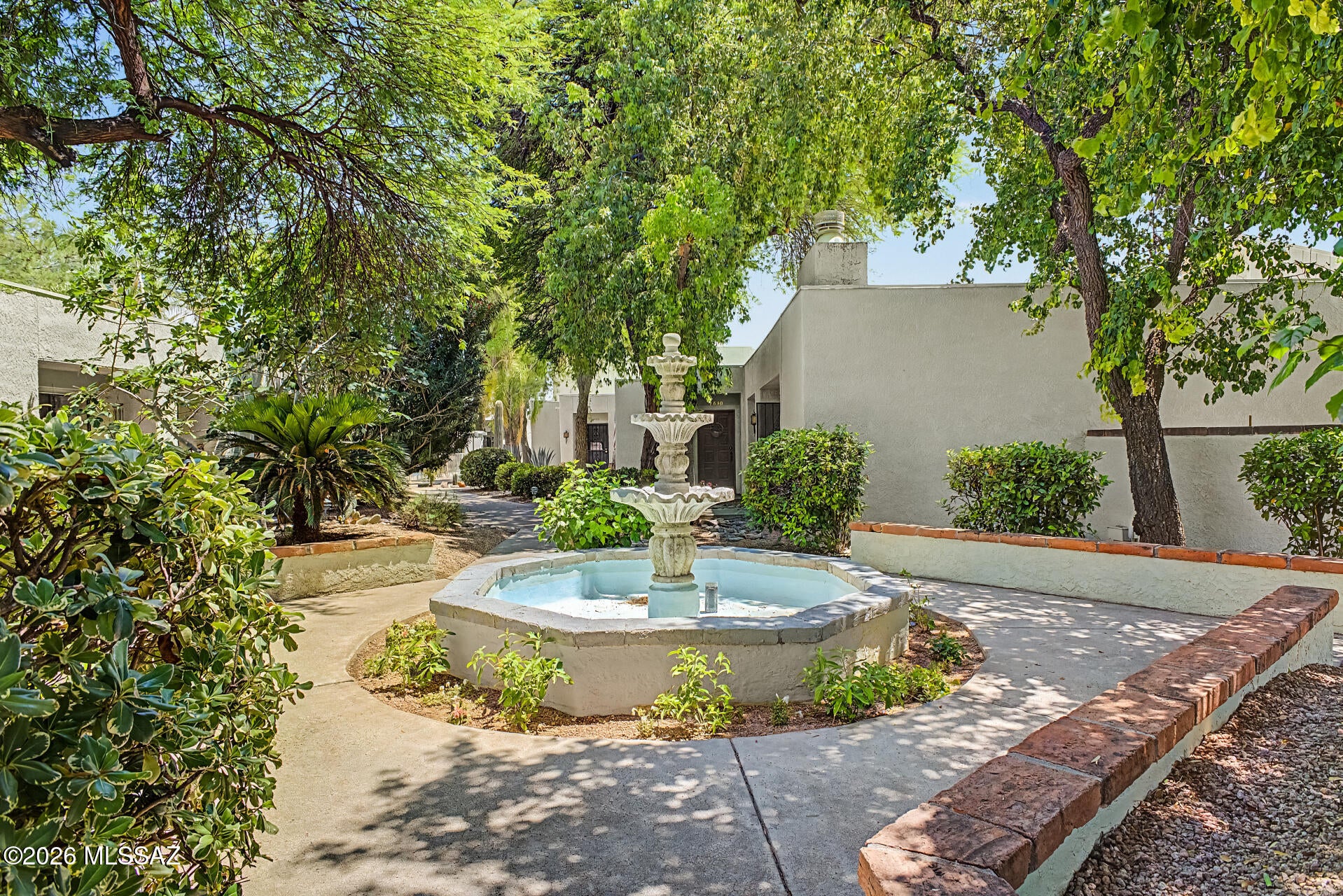 7852 N La Cañada Drive