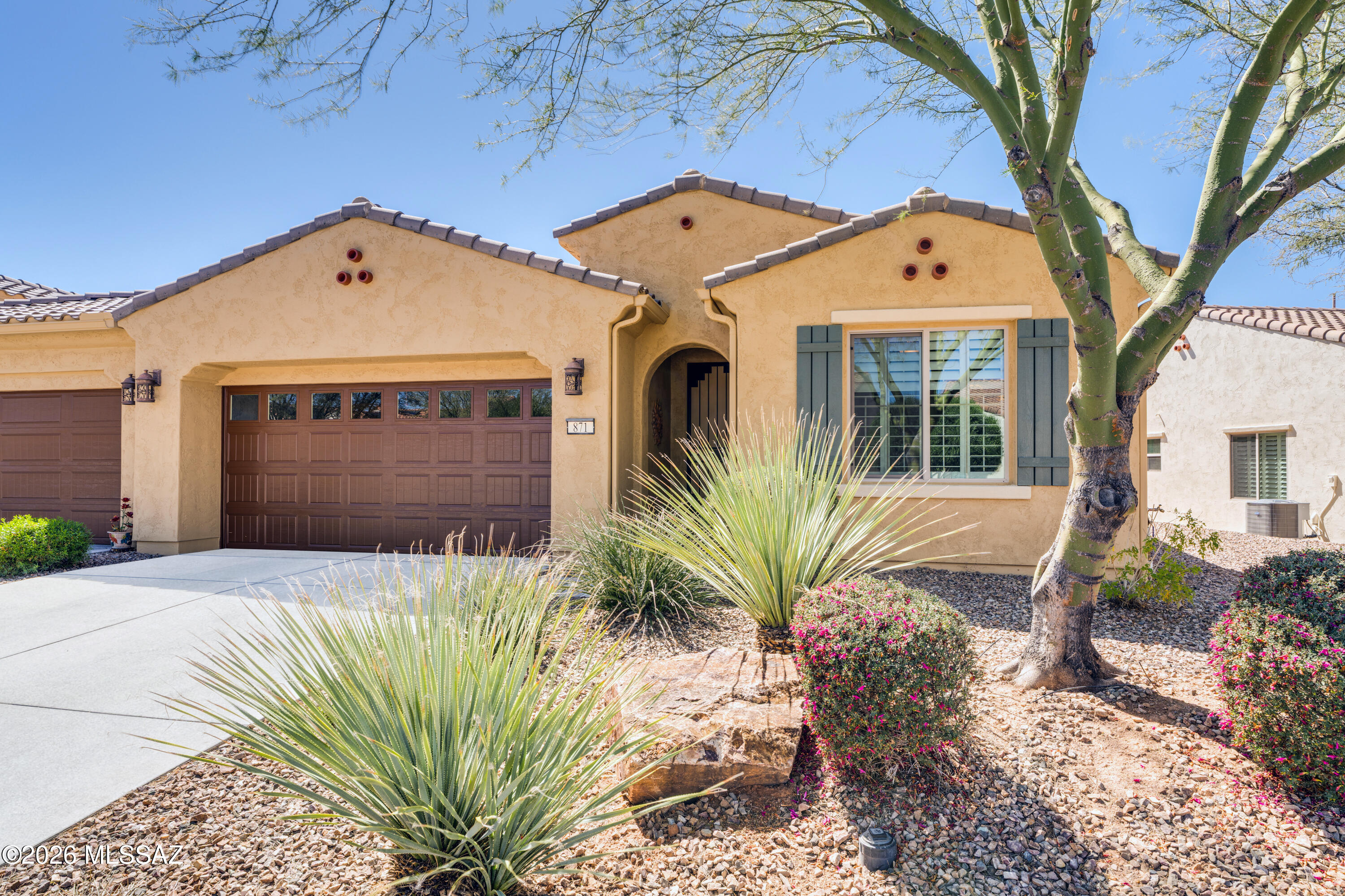 871 N Broken Hills Drive